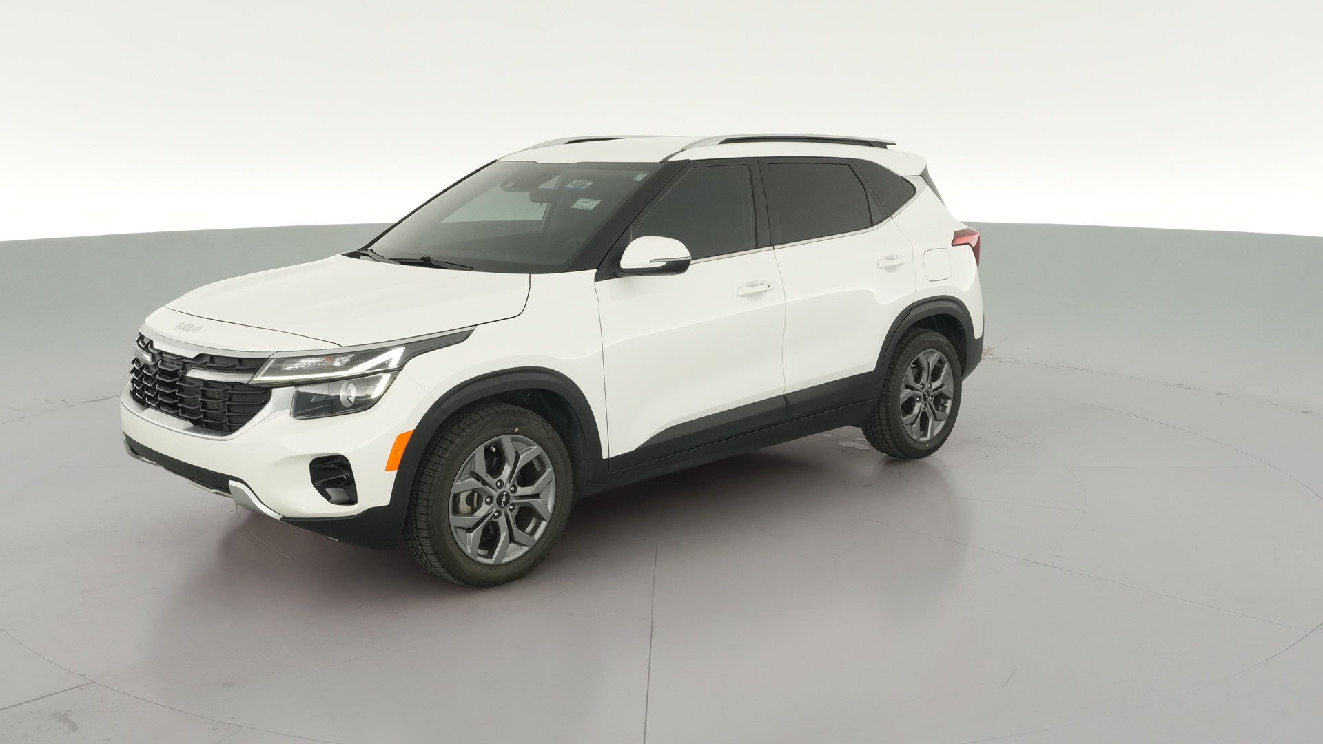 2024 Kia Seltos vehicle photo