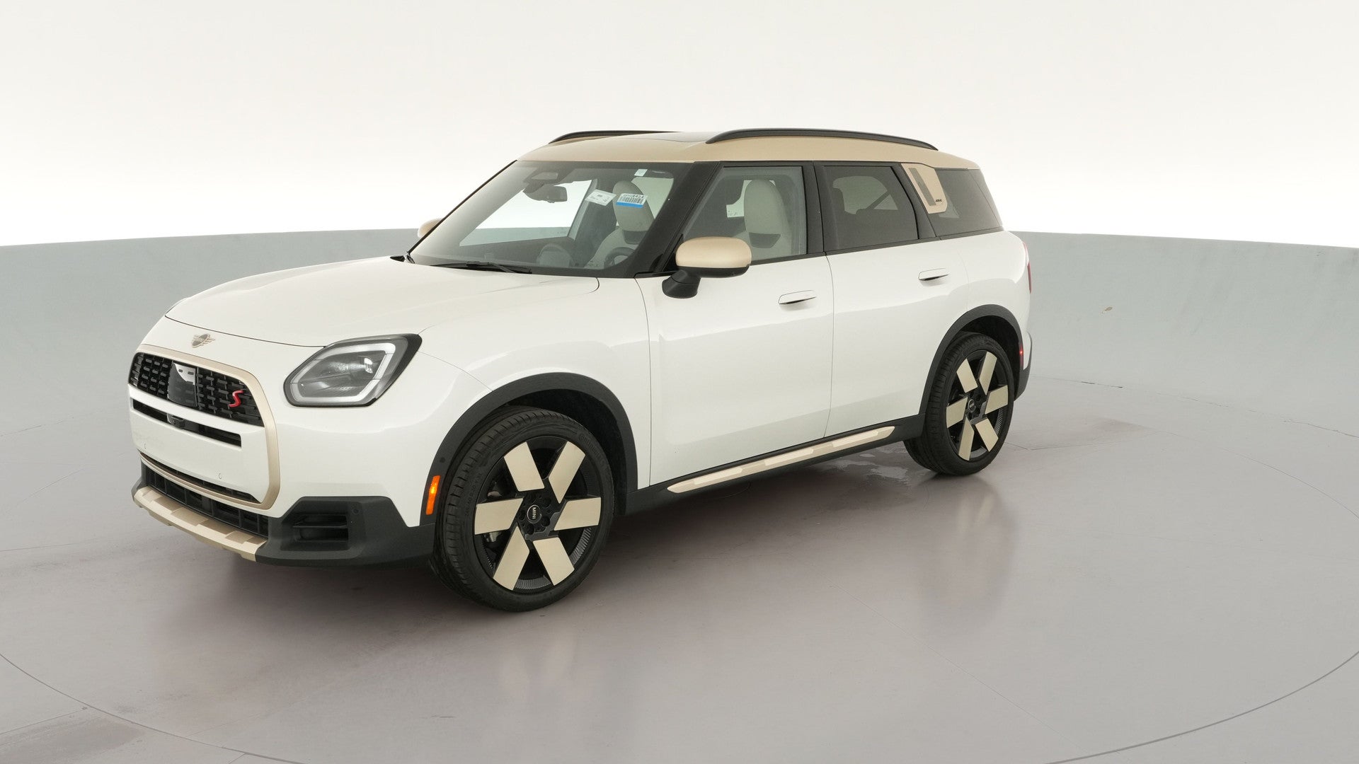 2025 MINI Countryman vehicle photo