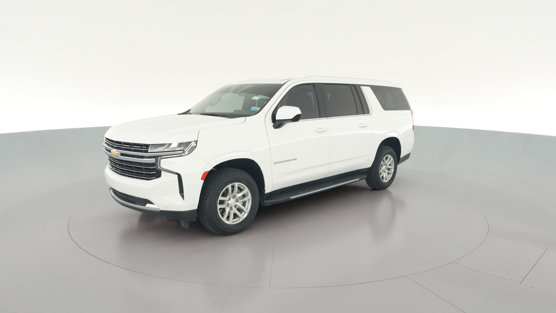2022 Chevrolet Suburban vehicle photo