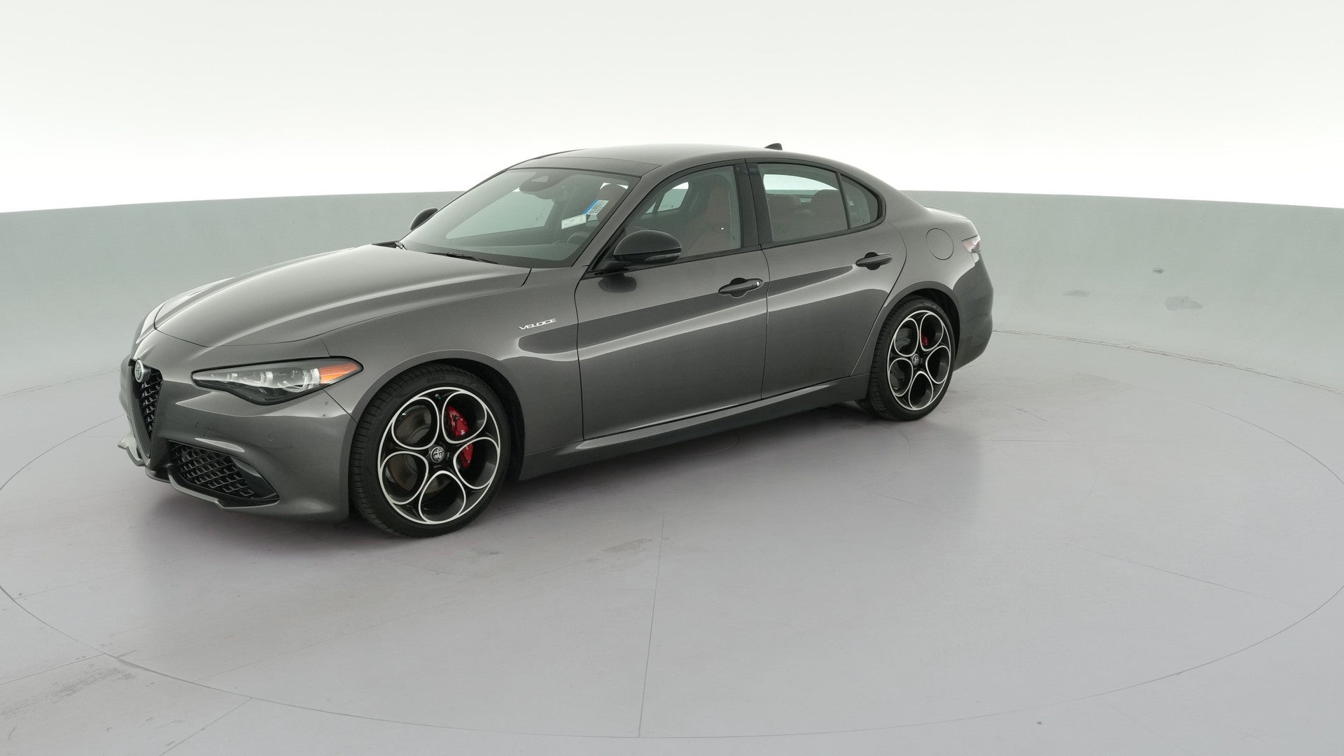 2025 Alfa Romeo Giulia vehicle photo