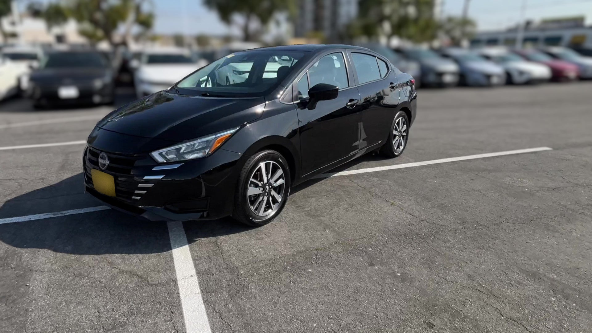 2025 Nissan Versa vehicle photo