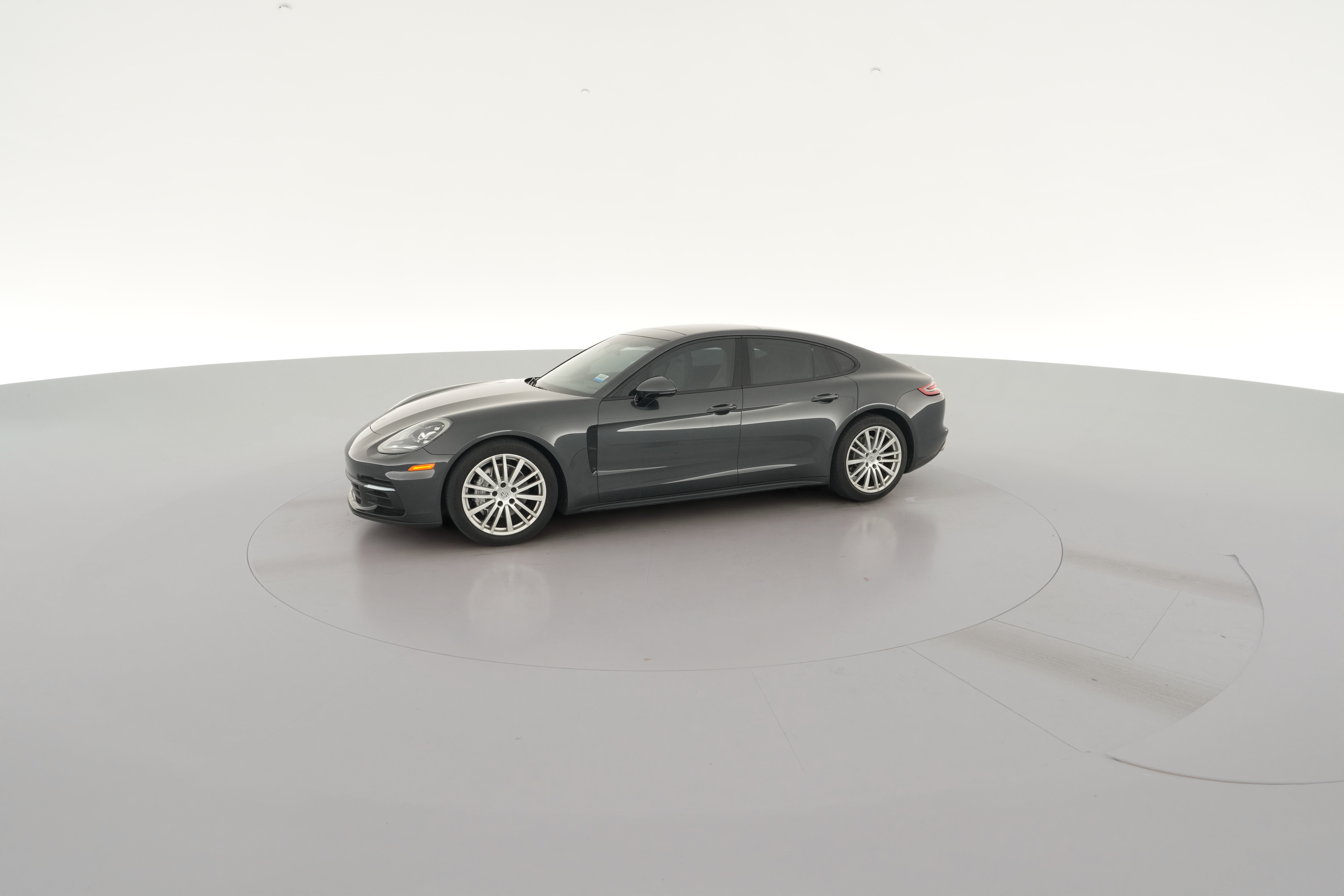 2018 Porsche Panamera 4 - Photo 31