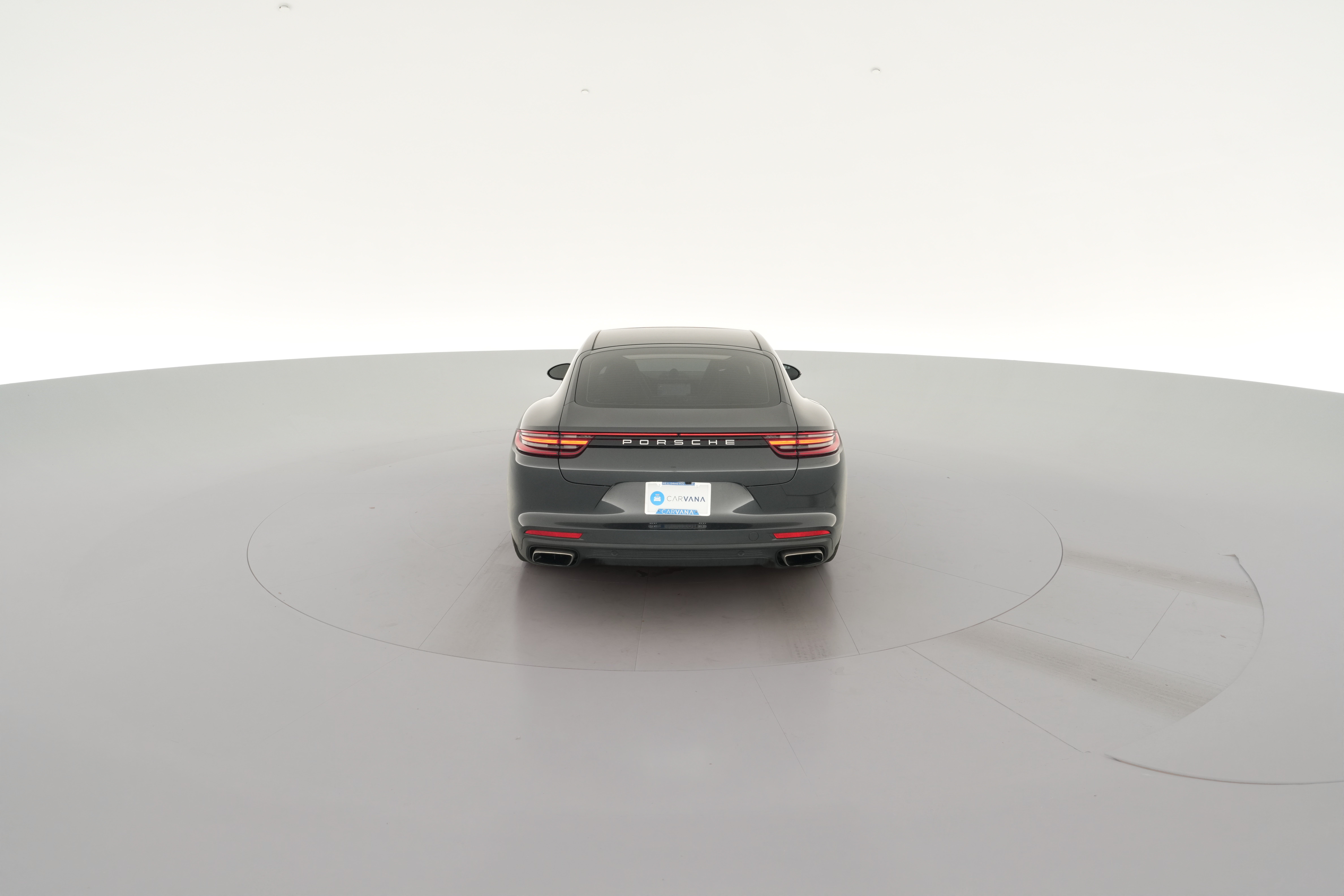 2018 Porsche Panamera 4 - Photo 36