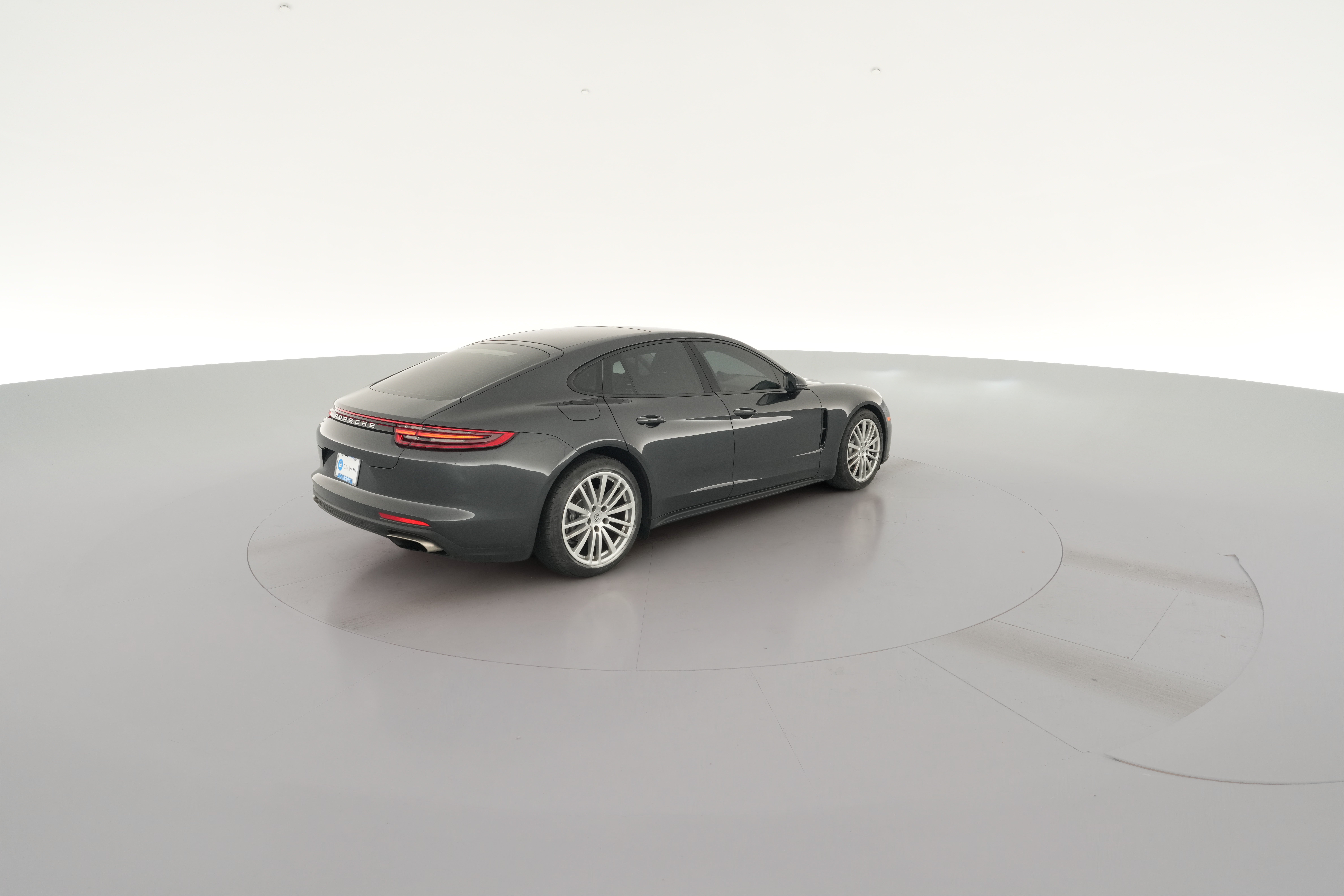 2018 Porsche Panamera 4 - Photo 38