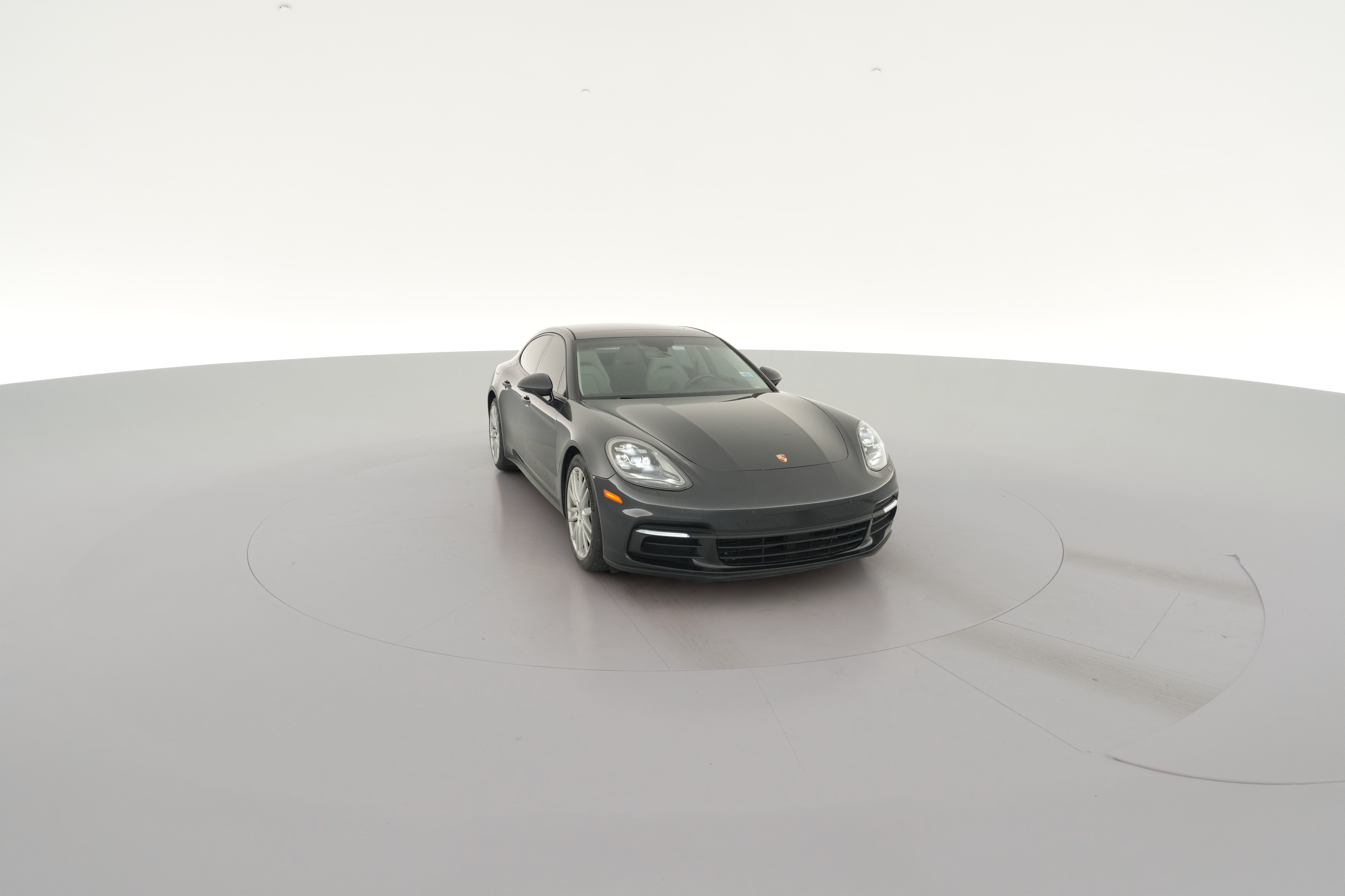 2018 Porsche Panamera 4 - Photo 43