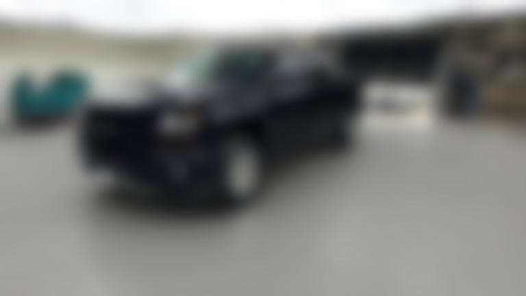 2017 Chevrolet Silverado 1500 Crew Cab vehicle photo