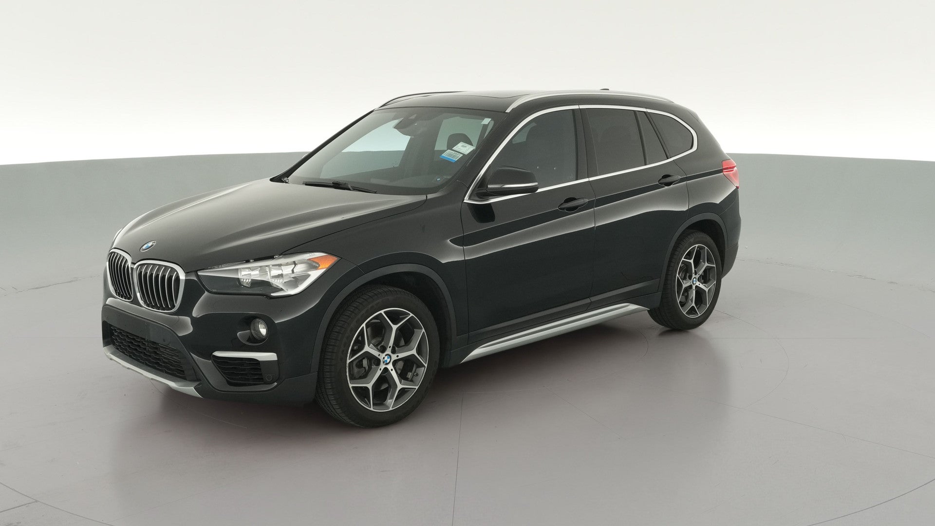 2019 BMW X1 vehicle photo
