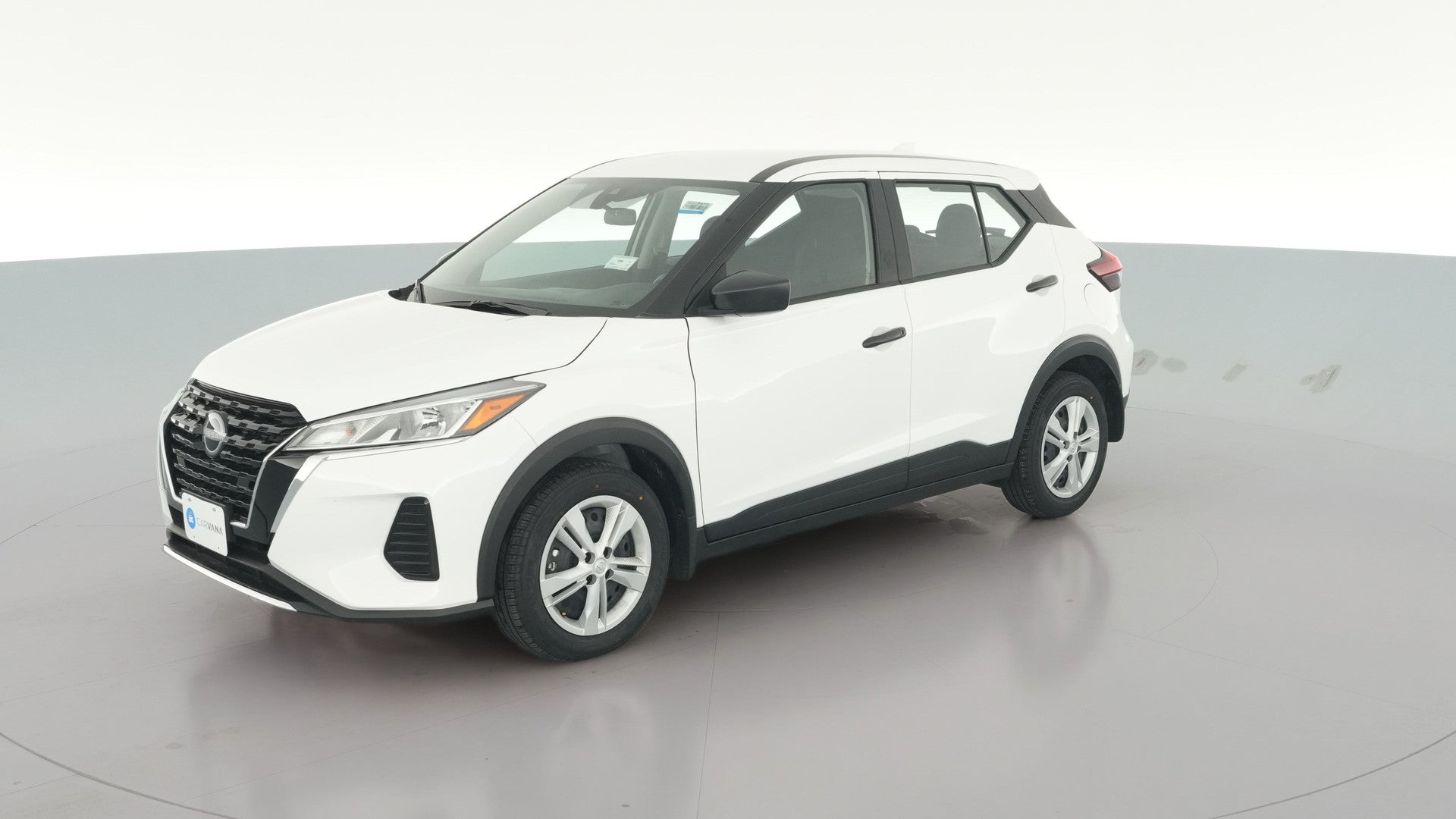 2025 Nissan Kicks Play vehicle photo