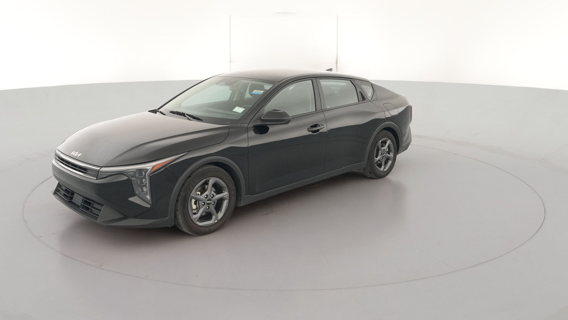 2025 Kia K4 vehicle photo