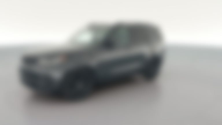 2024 Land Rover Discovery vehicle photo