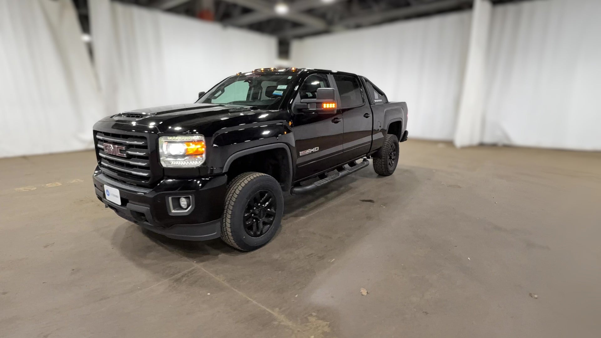 2019 GMC Sierra 2500 HD Crew Cab vehicle photo
