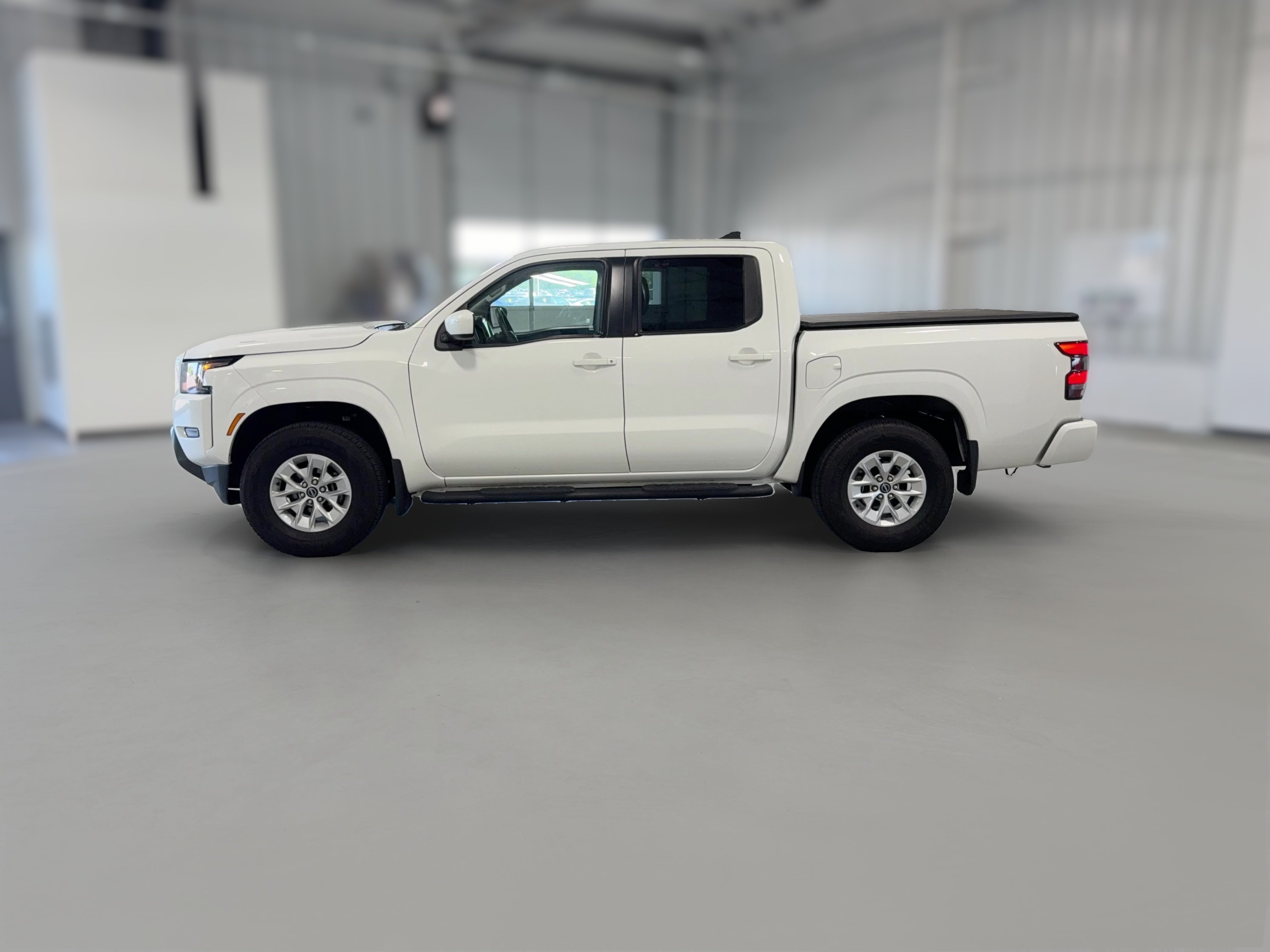 2024 Nissan Frontier SV - Photo 25