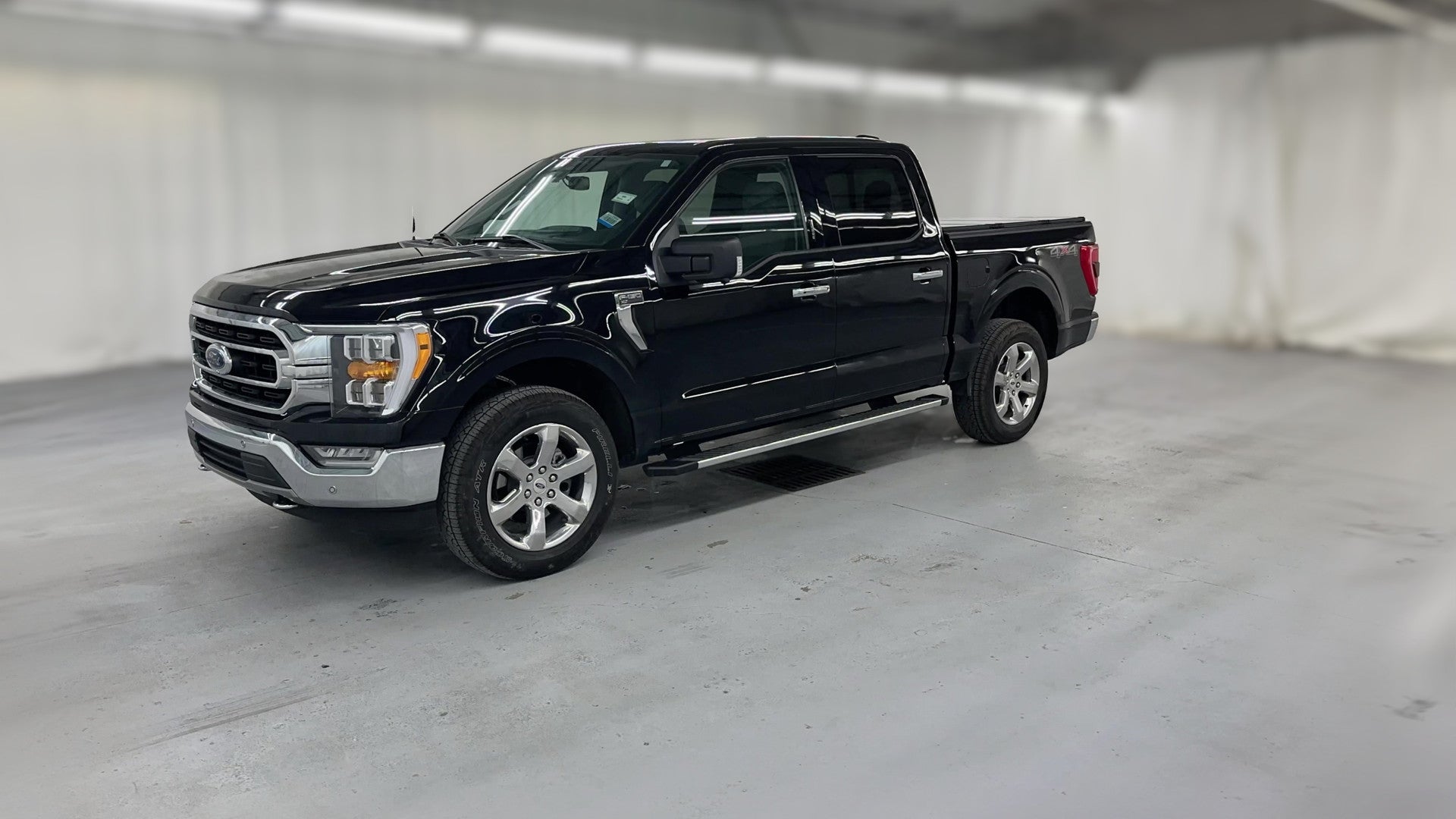 2021 Ford F150 SuperCrew Cab vehicle photo