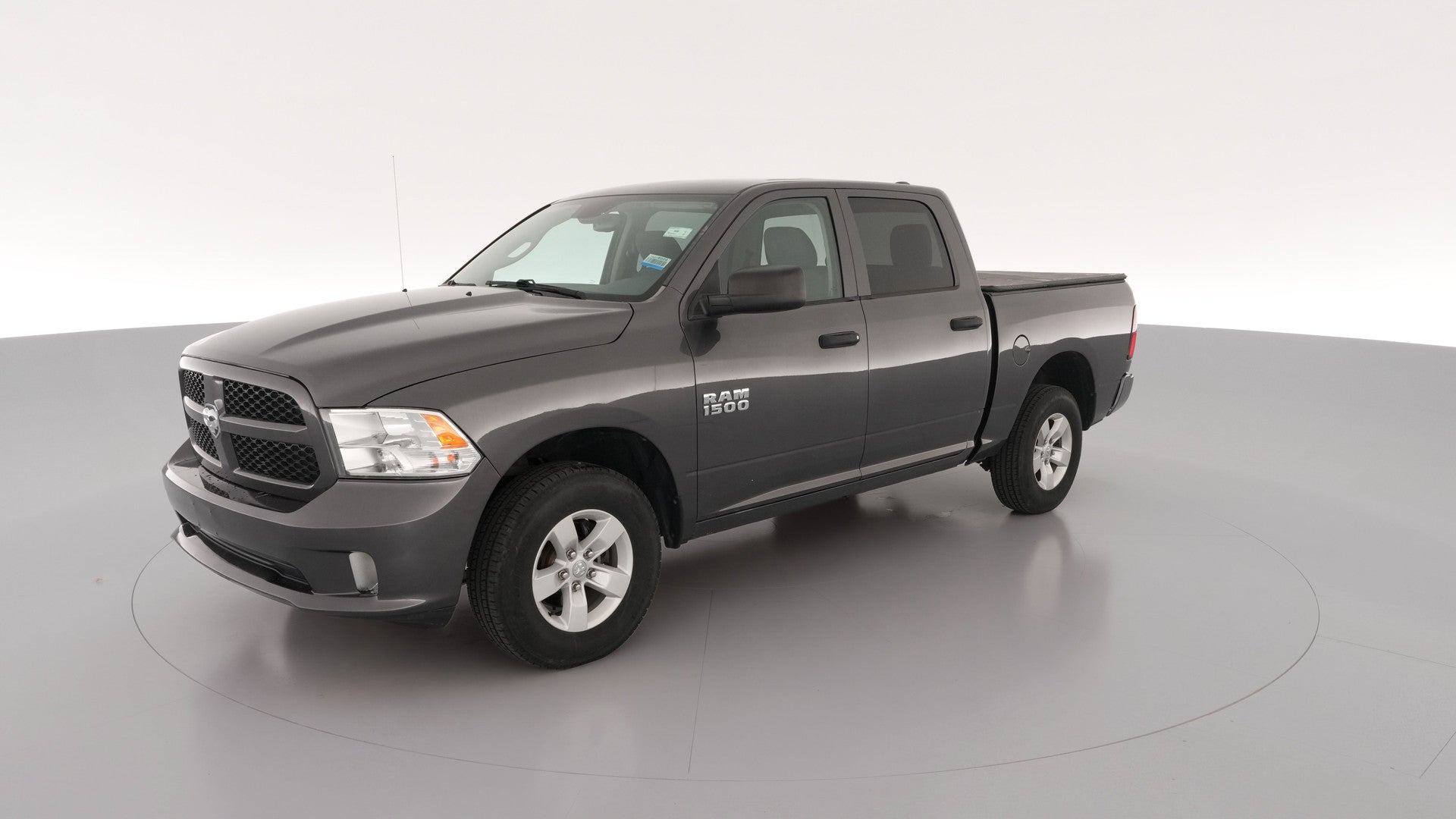 2017 Ram 1500 Crew Cab vehicle photo