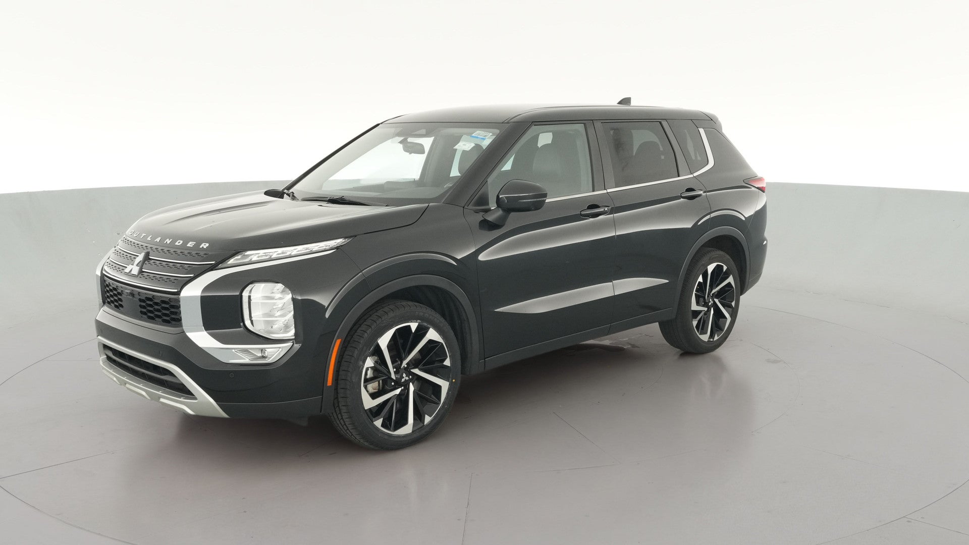 2023 Mitsubishi Outlander vehicle photo