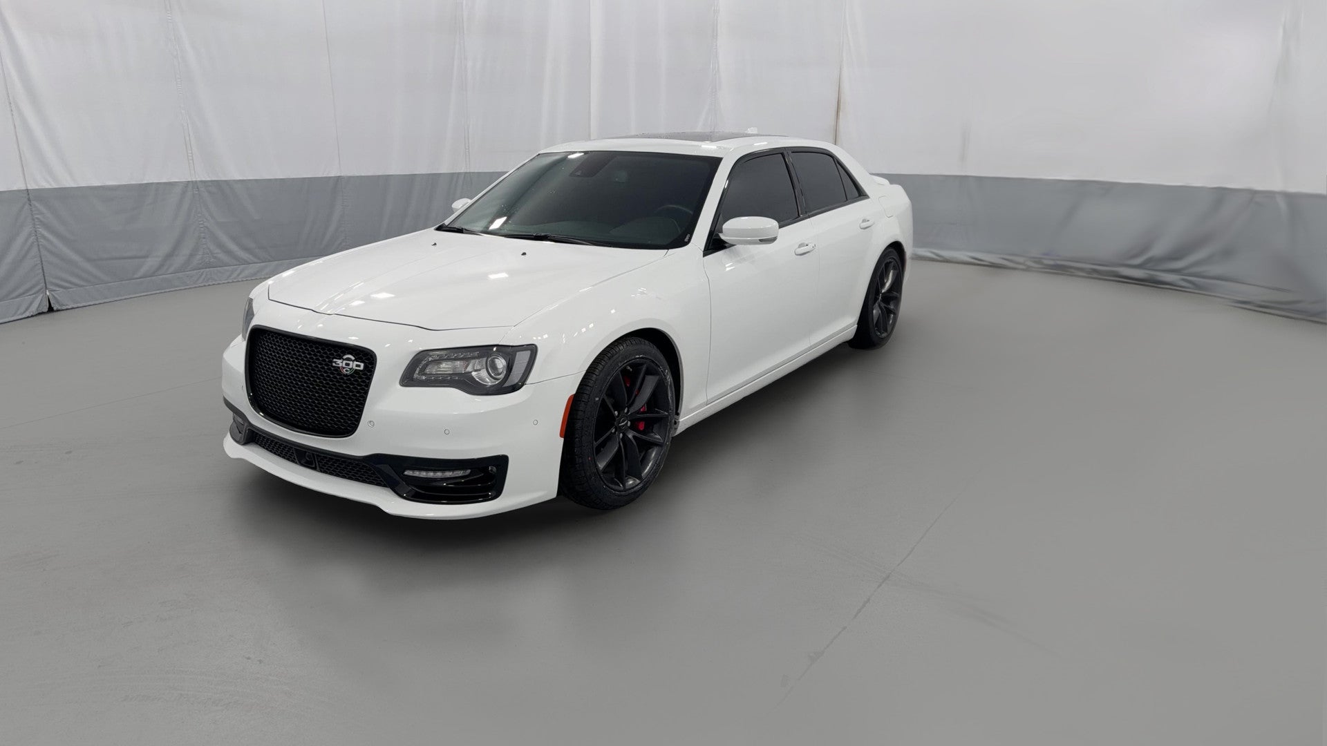 2023 Chrysler 300 vehicle photo