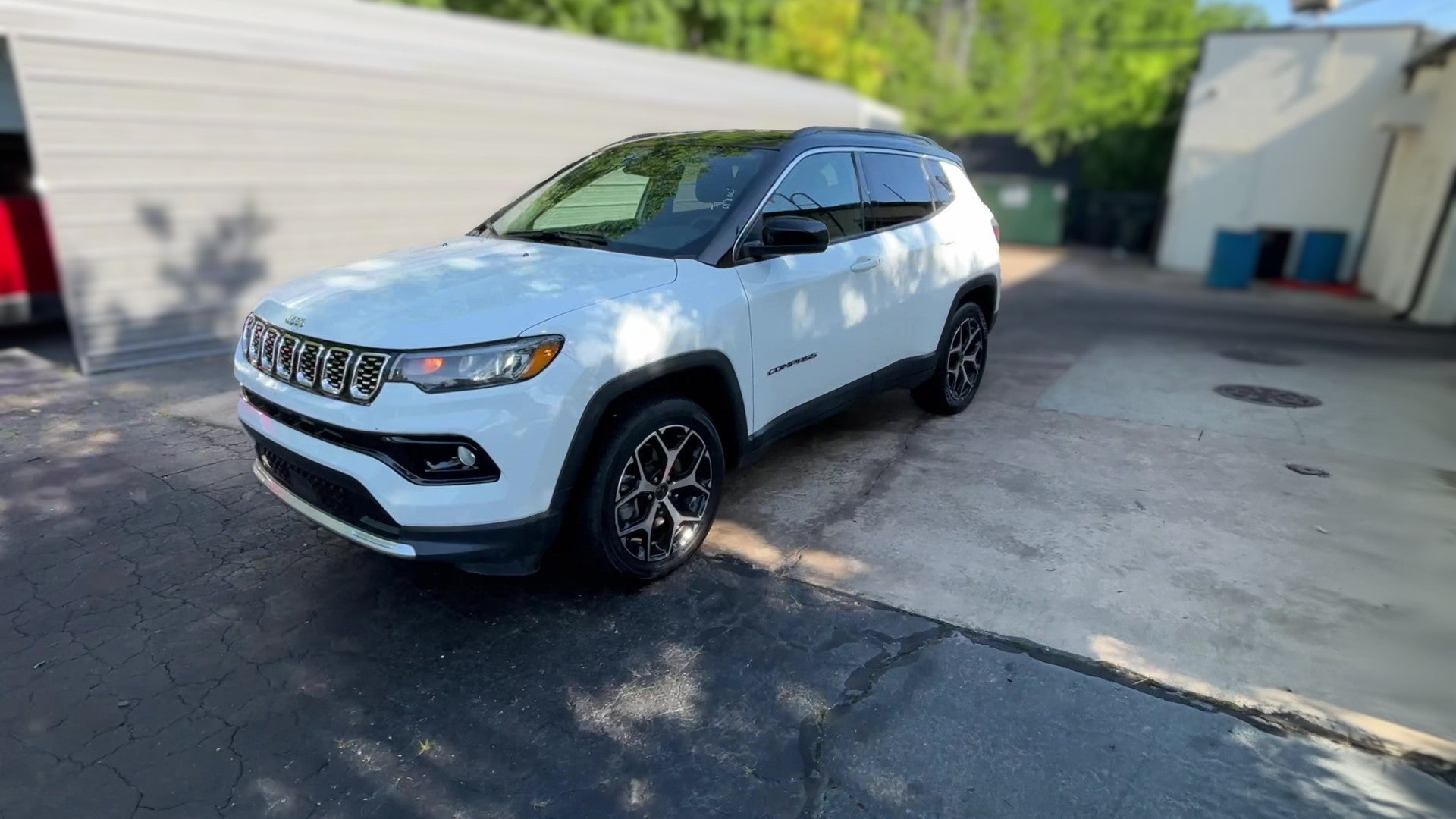 2025 Jeep Compass vehicle photo
