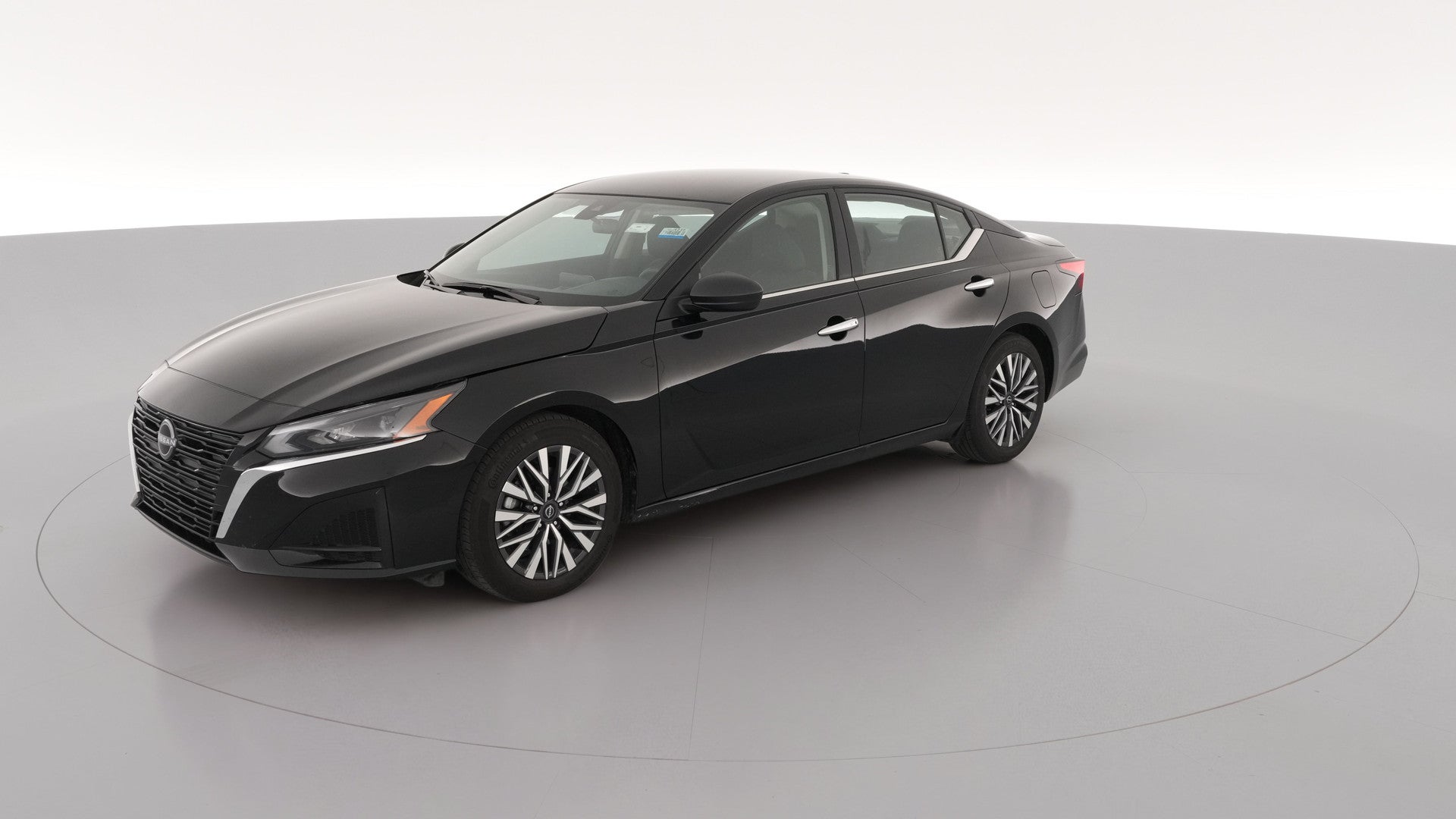 2025 Nissan Altima vehicle photo