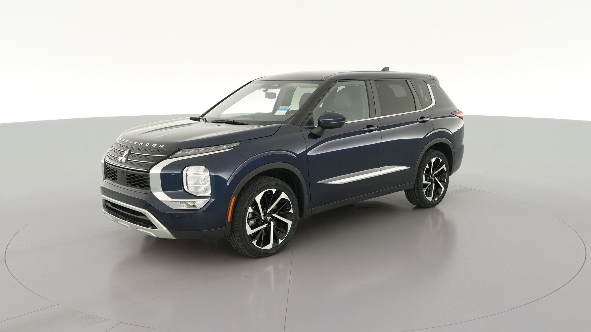 2024 Mitsubishi Outlander vehicle photo