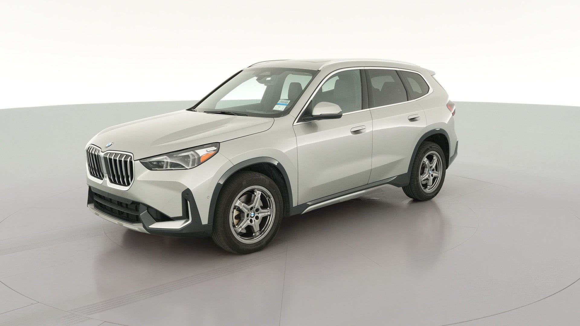 2025 BMW X1 vehicle photo