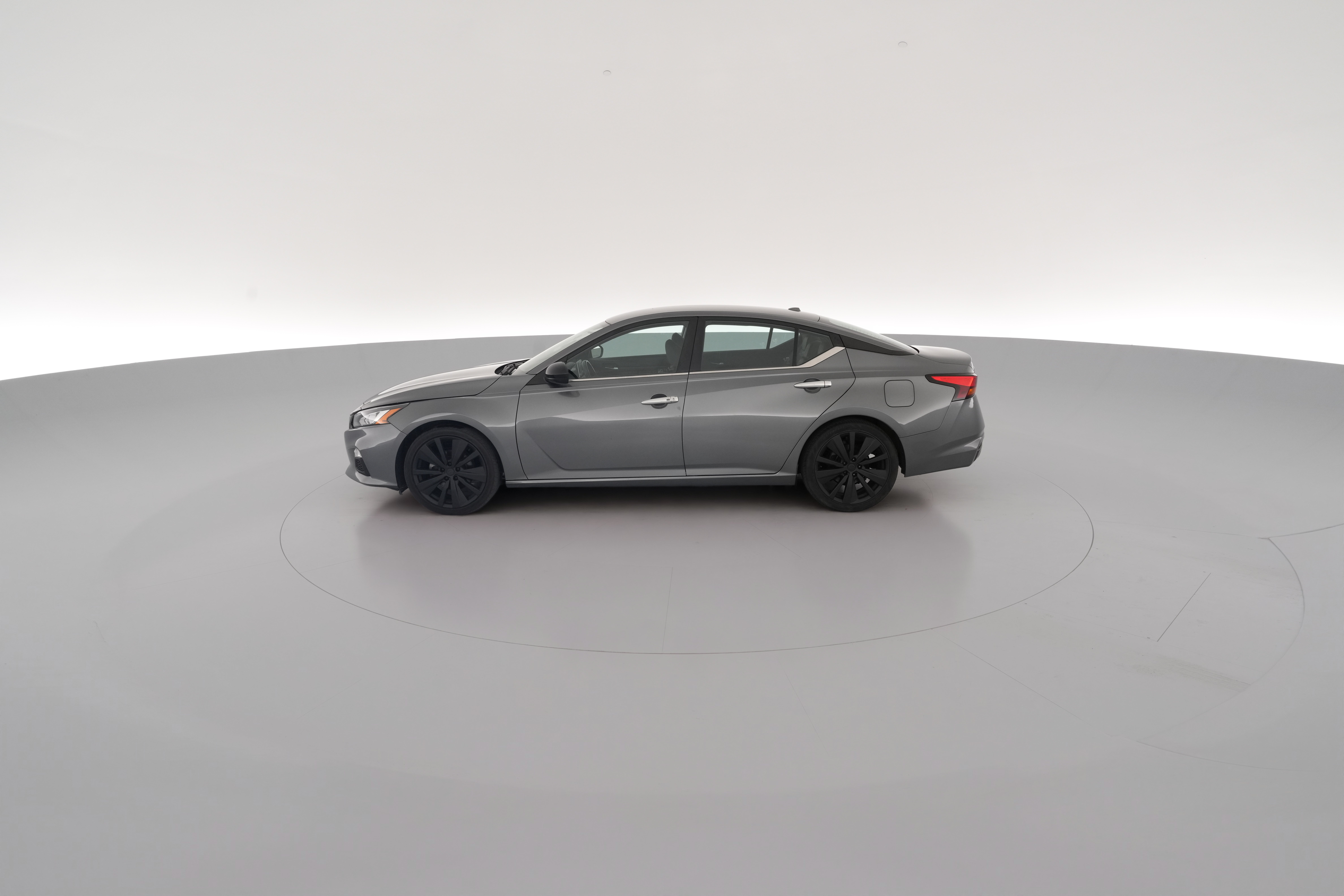 2022 Nissan Altima SR - Photo 23