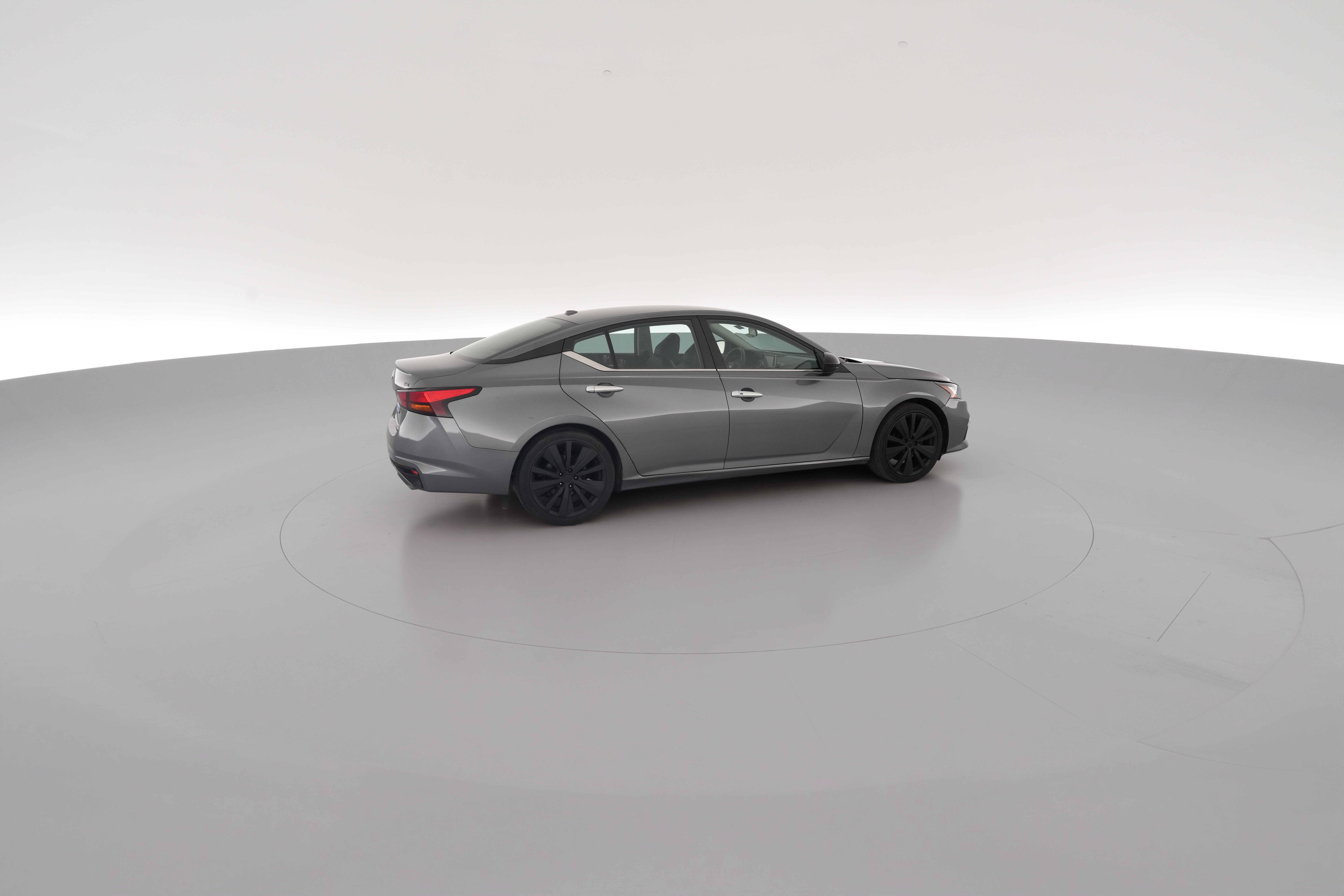 2022 Nissan Altima SR - Photo 30