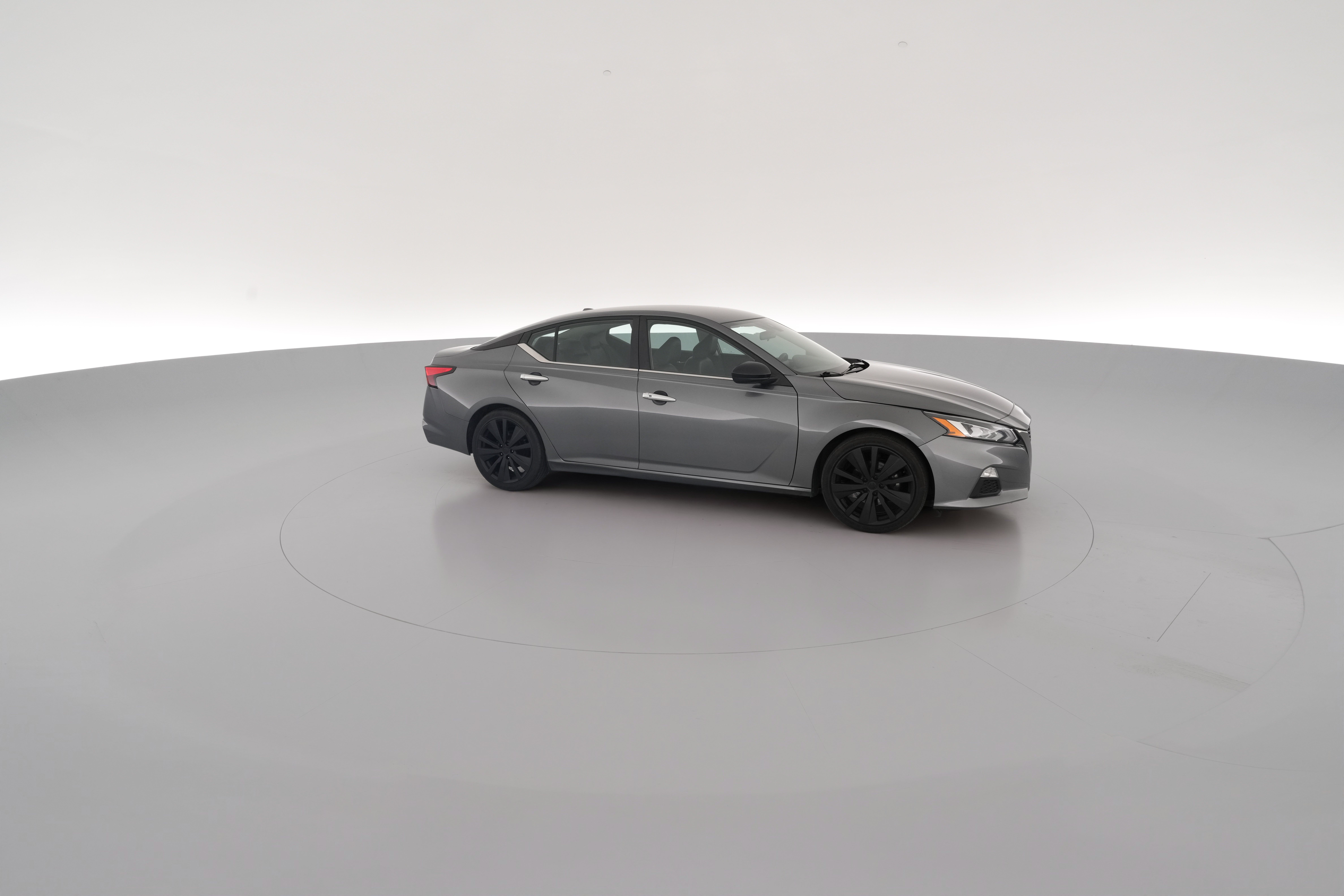 2022 Nissan Altima SR - Photo 32
