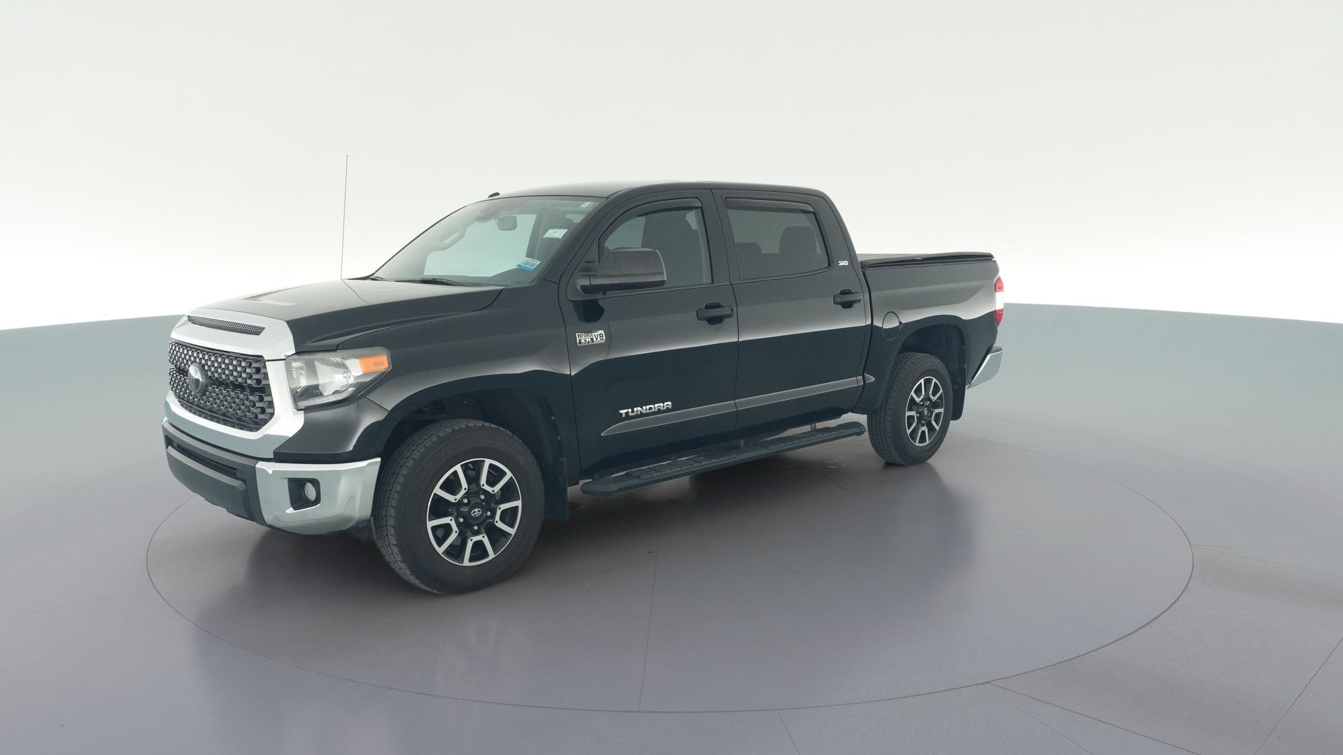 2018 Toyota Tundra CrewMax vehicle photo