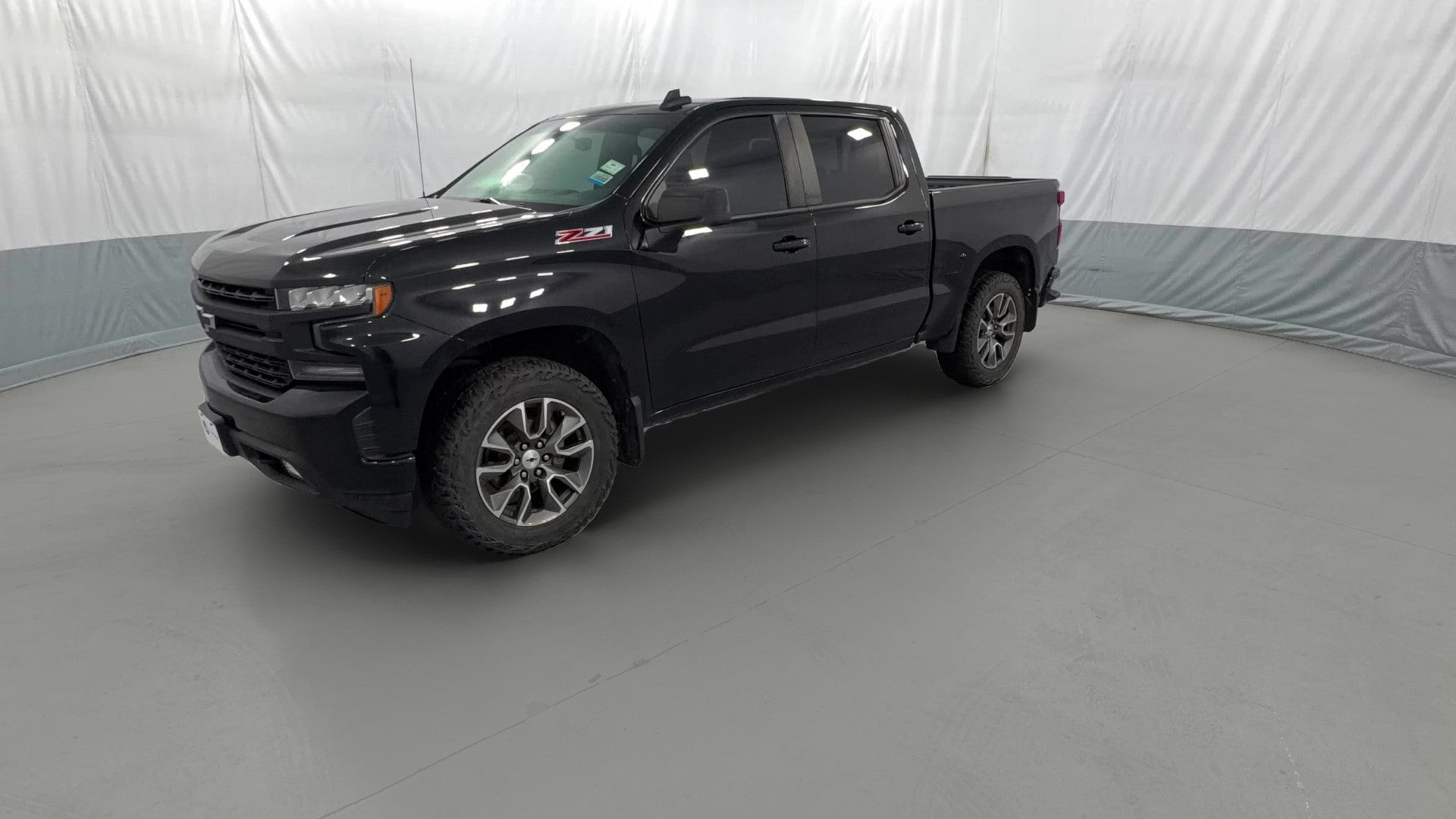 2019 Chevrolet Silverado 1500 Crew Cab vehicle photo