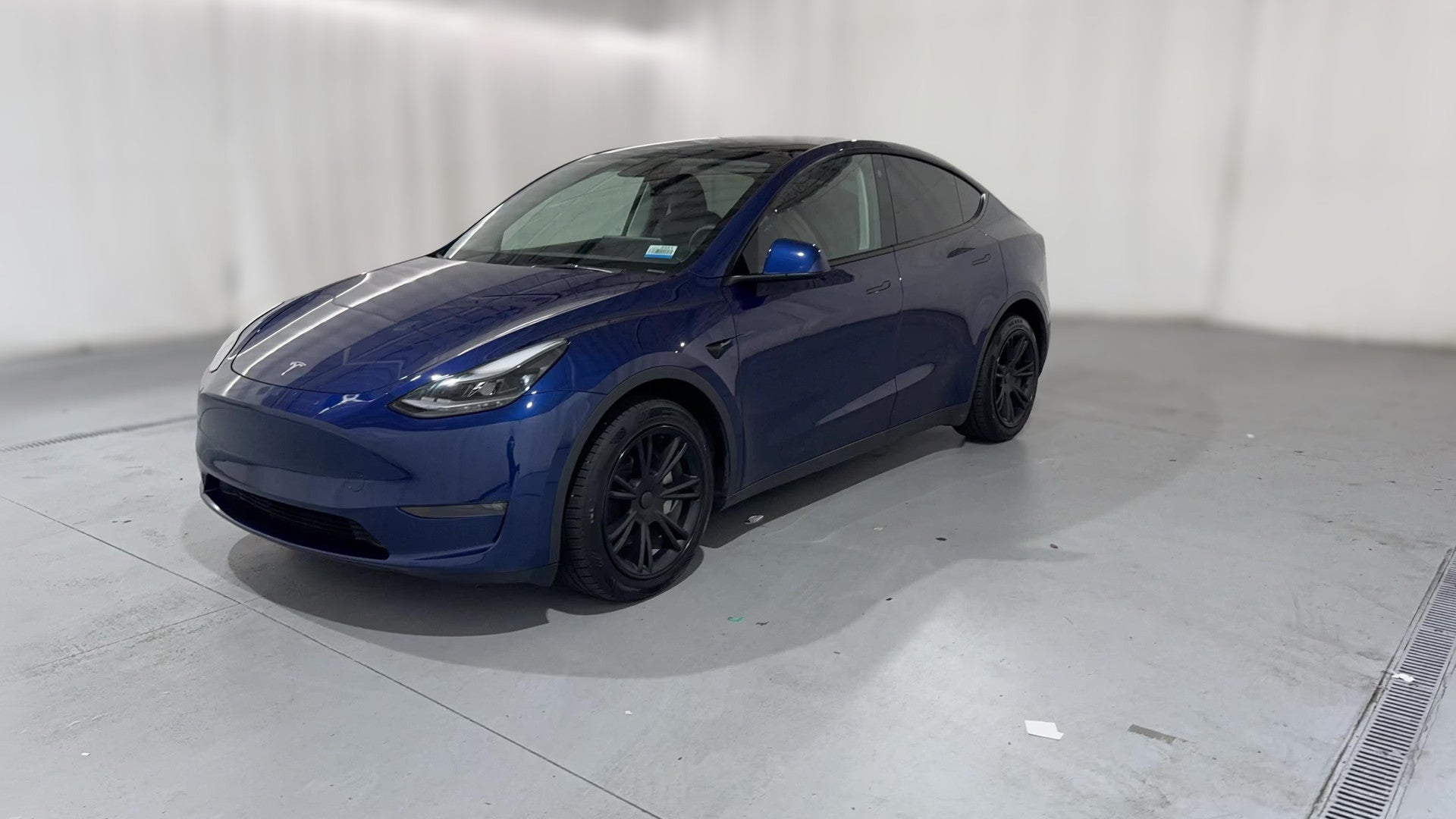 2023 Tesla Model Y vehicle photo
