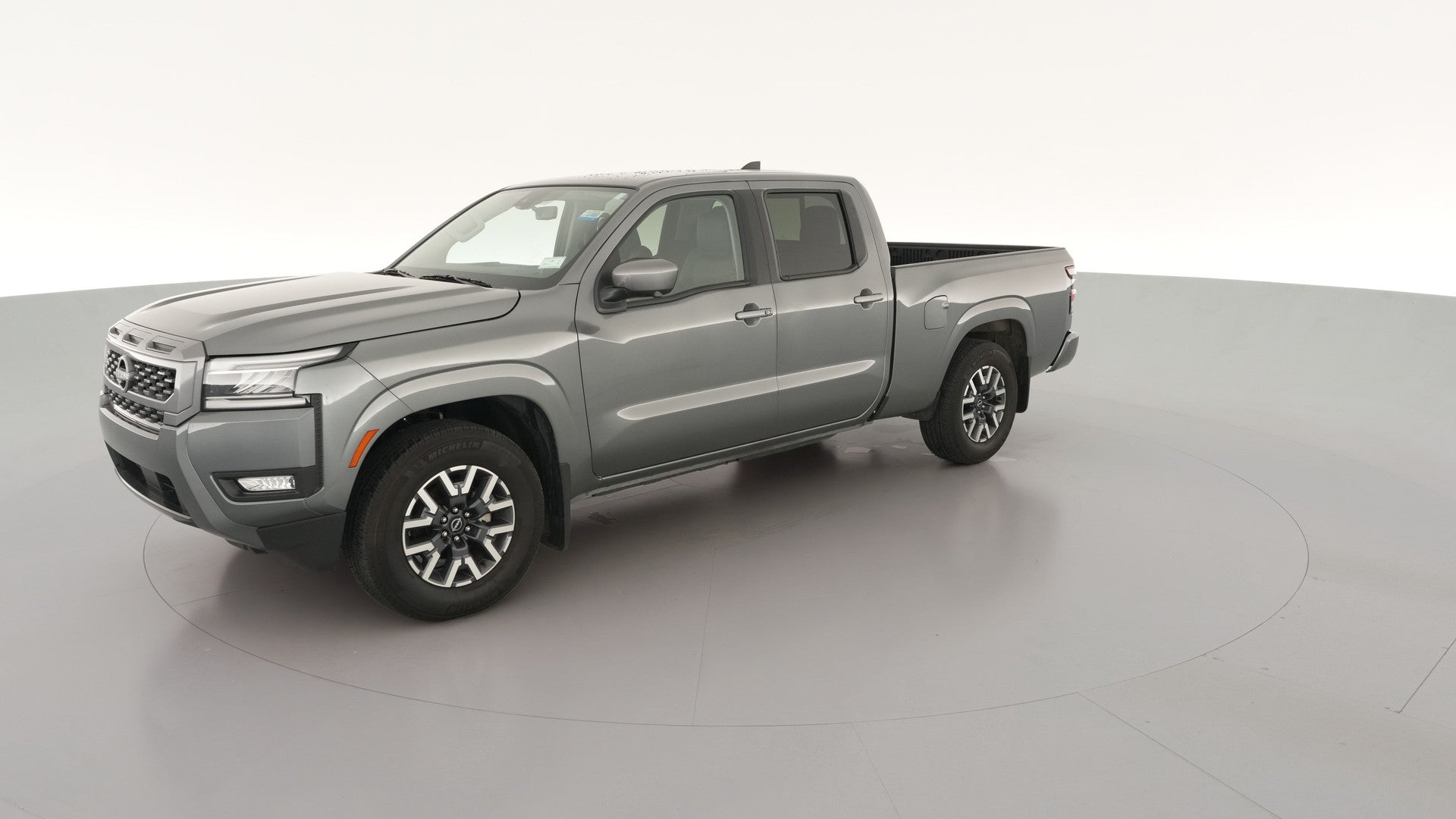 2025 Nissan Frontier Crew Cab vehicle photo
