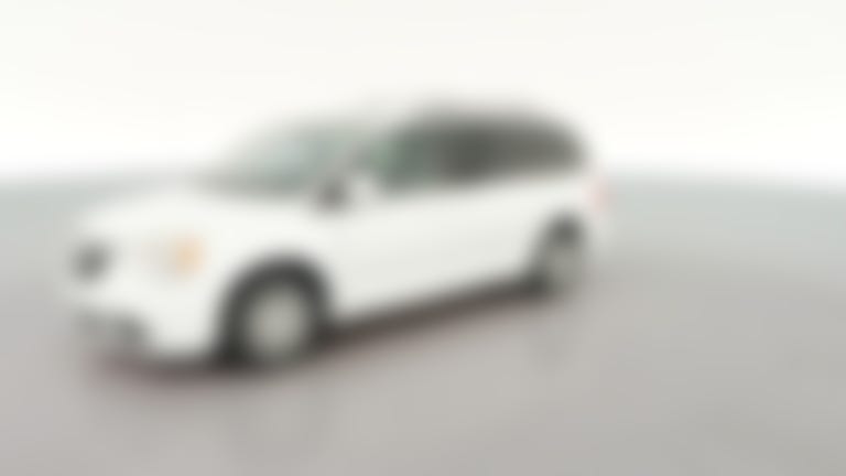 2016 Chrysler Town & Country vehicle photo