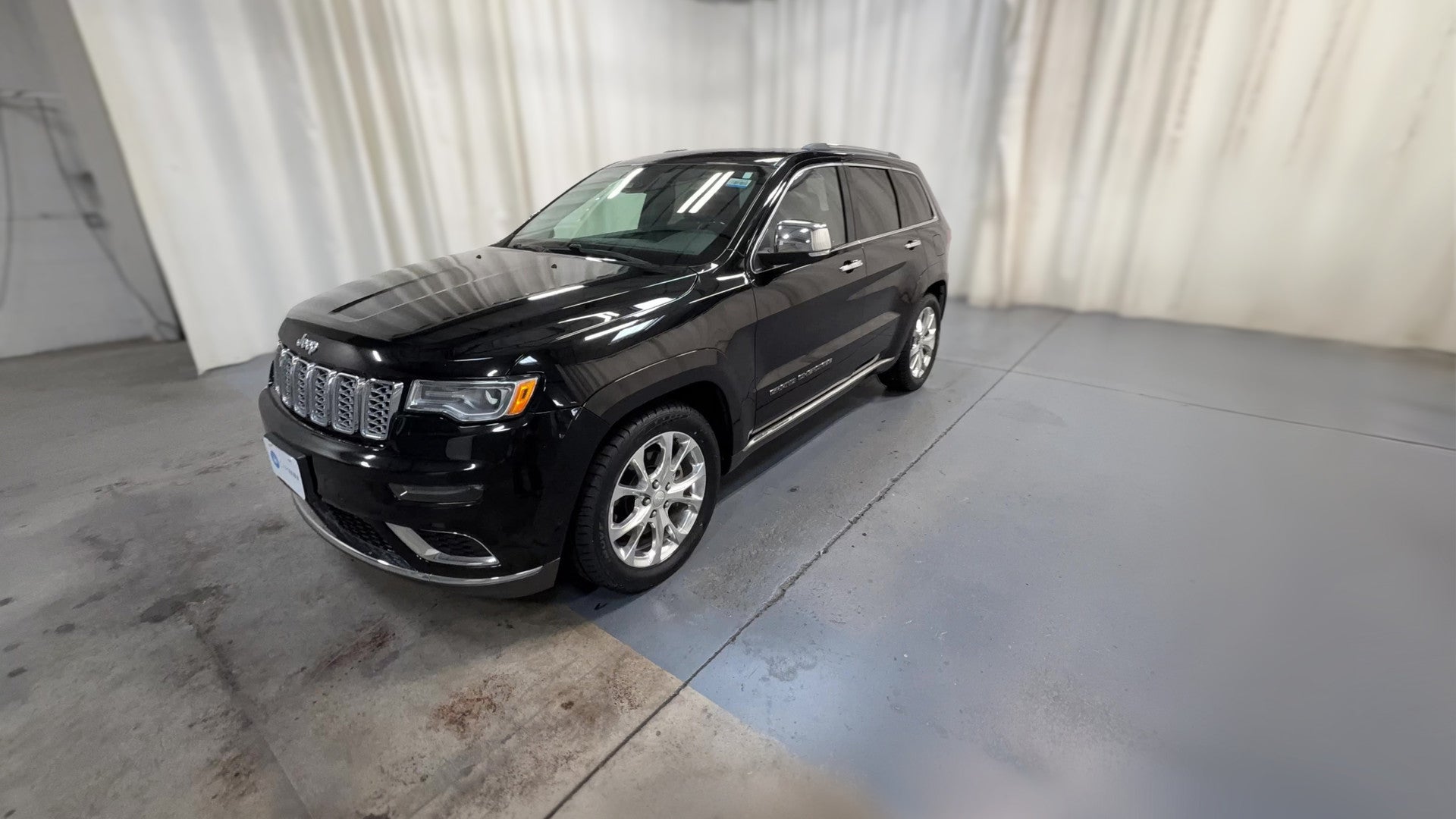 2019 Jeep Grand Cherokee vehicle photo