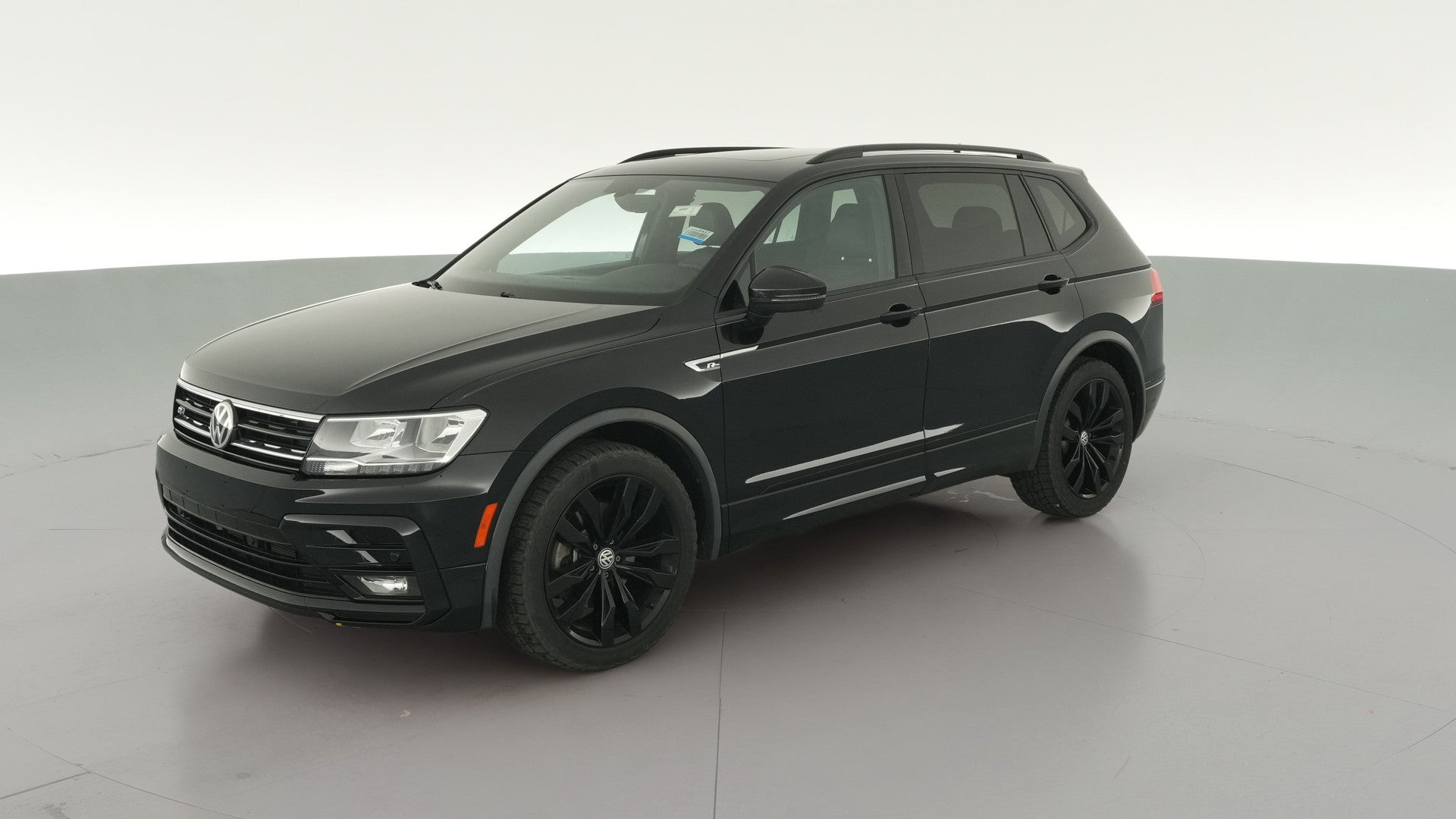 2021 Volkswagen Tiguan vehicle photo