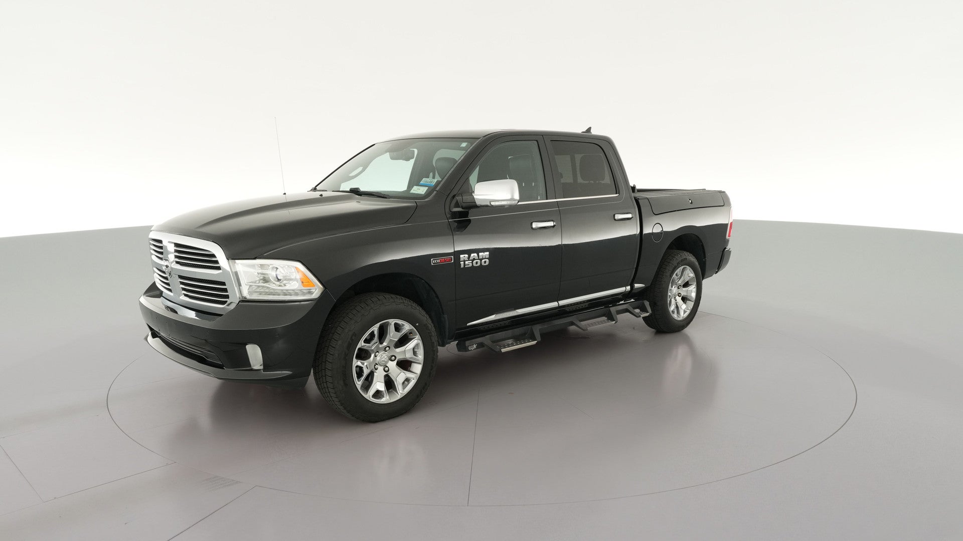 2016 Ram 1500 Crew Cab vehicle photo
