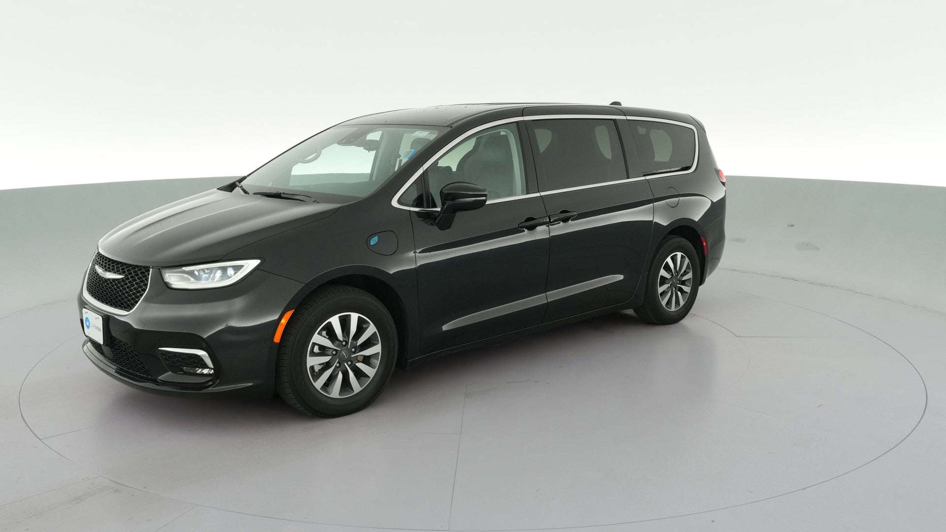 2024 Chrysler Pacifica Hybrid vehicle photo