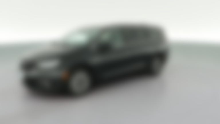 2024 Chrysler Pacifica Hybrid vehicle photo