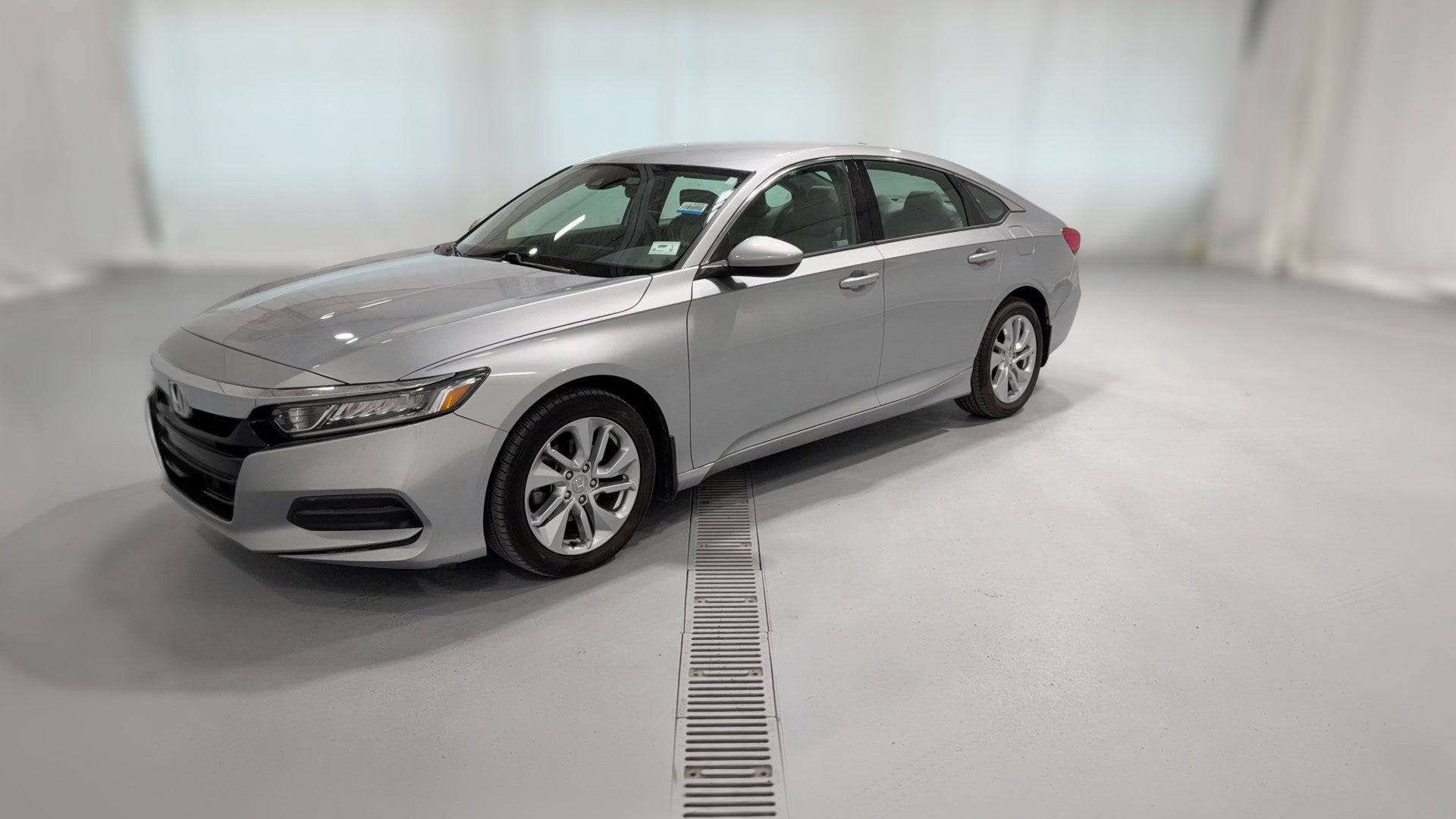 2018 Honda Accord vehicle photo