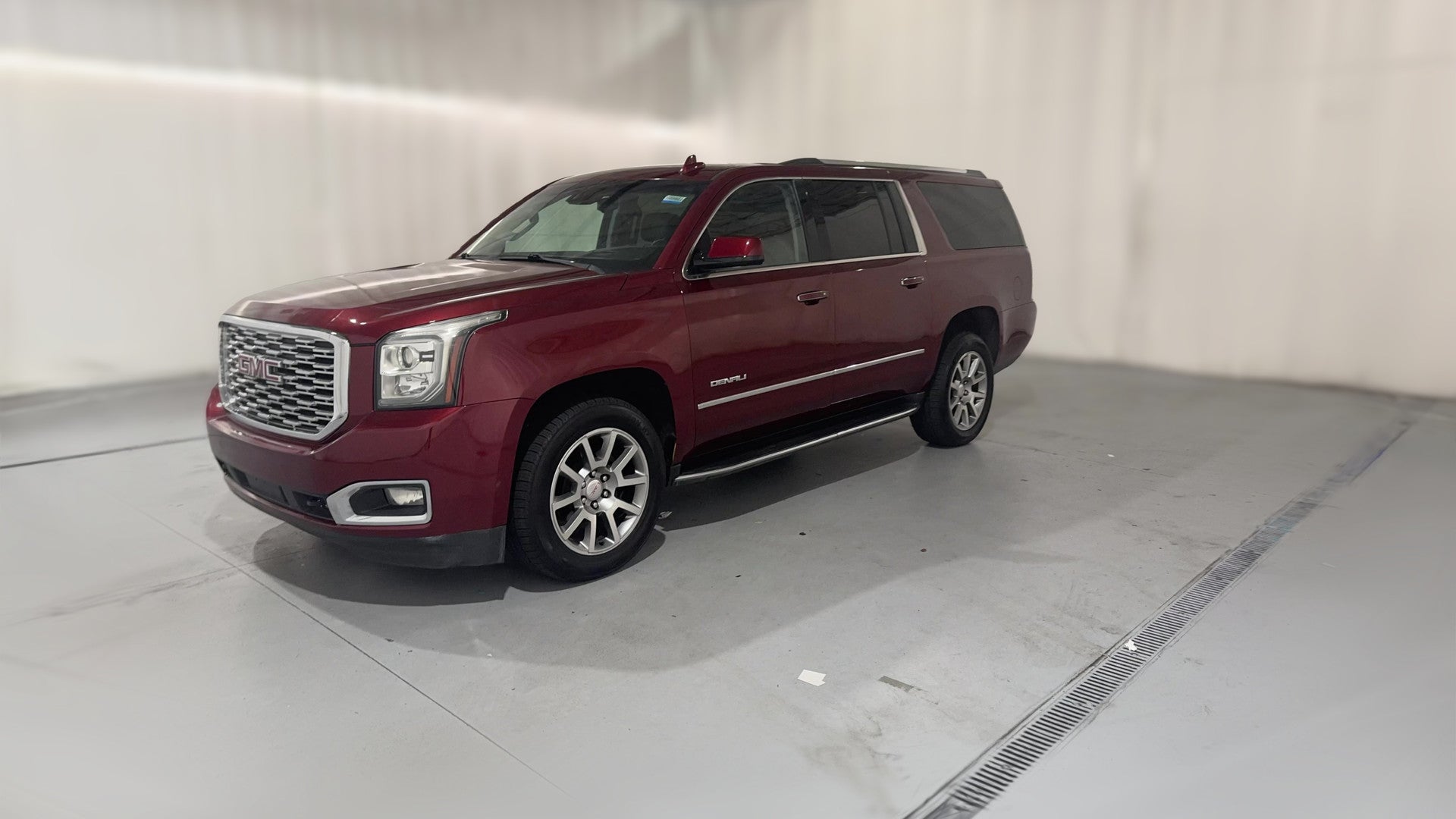2019 GMC Yukon XL vehicle photo