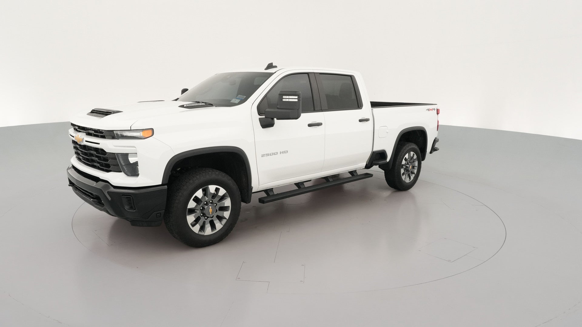 2024 Chevrolet Silverado 2500 HD Crew Cab vehicle photo