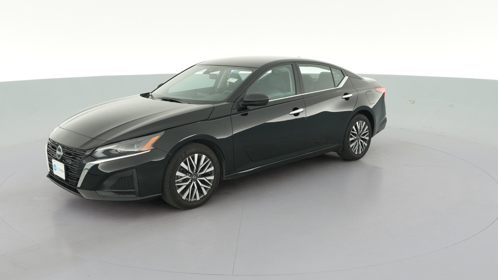2025 Nissan Altima vehicle photo