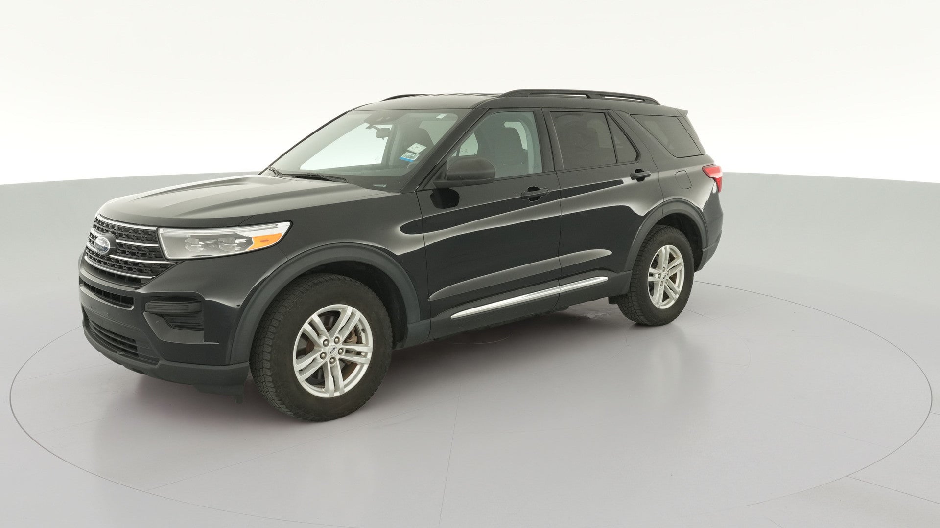 2021 Ford Explorer vehicle photo