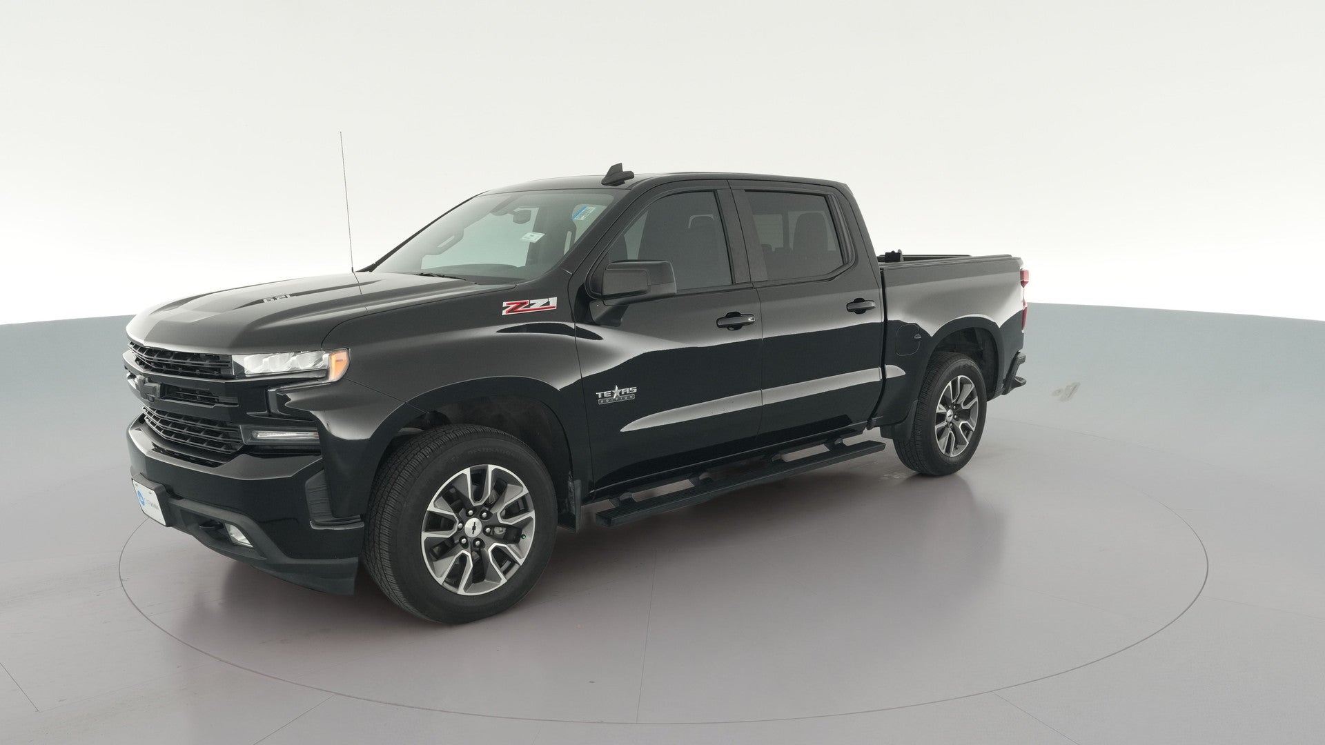 2021 Chevrolet Silverado 1500 Crew Cab vehicle photo