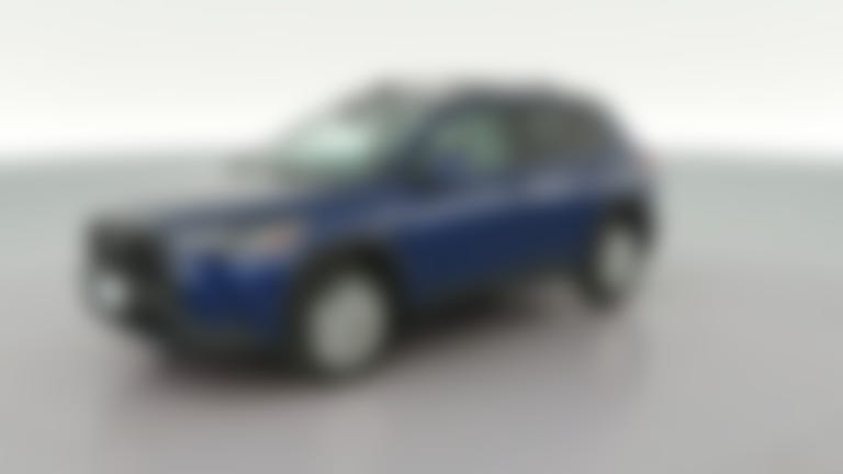 2022 Toyota Corolla Cross vehicle photo