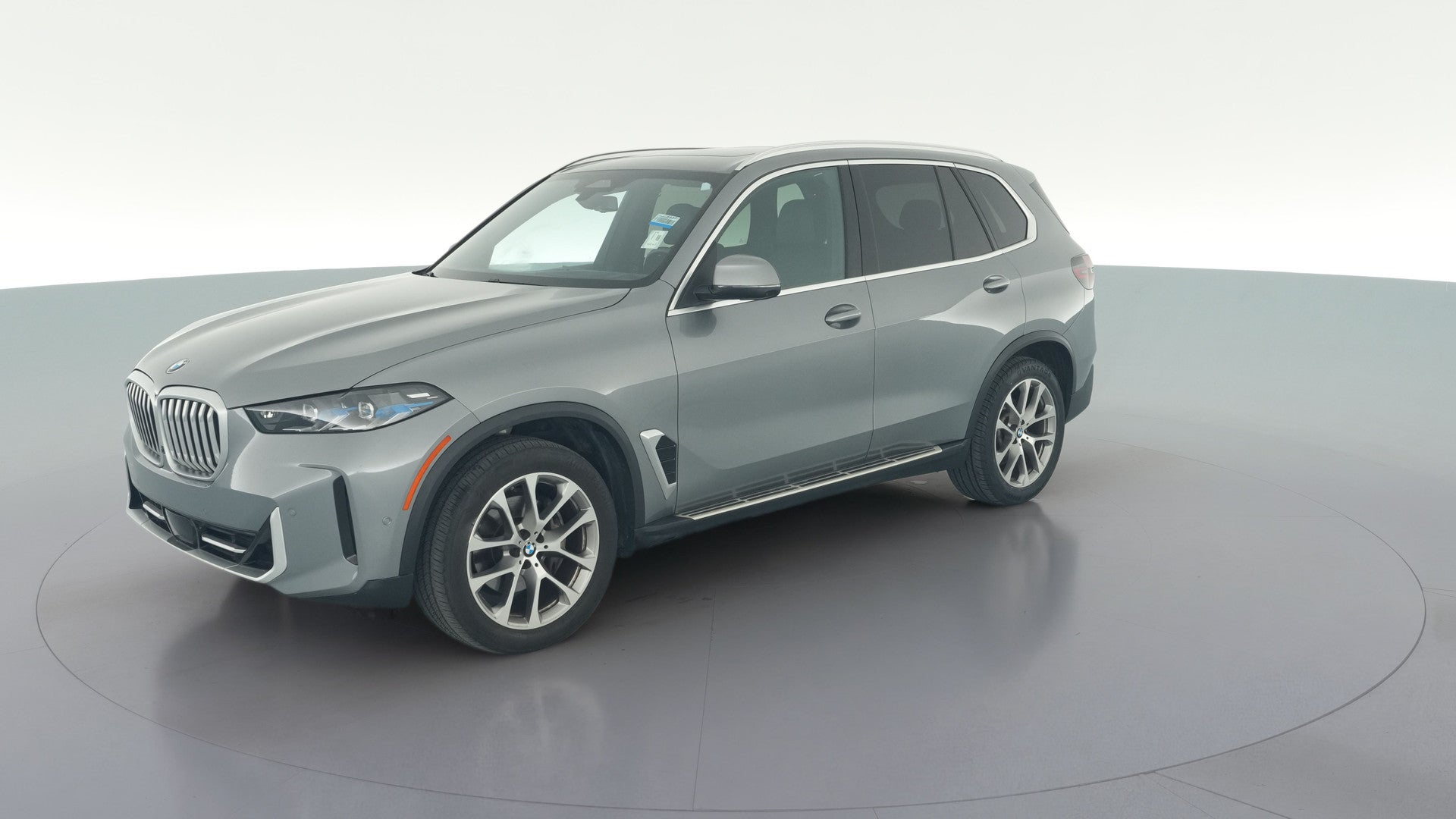 2024 BMW X5 vehicle photo