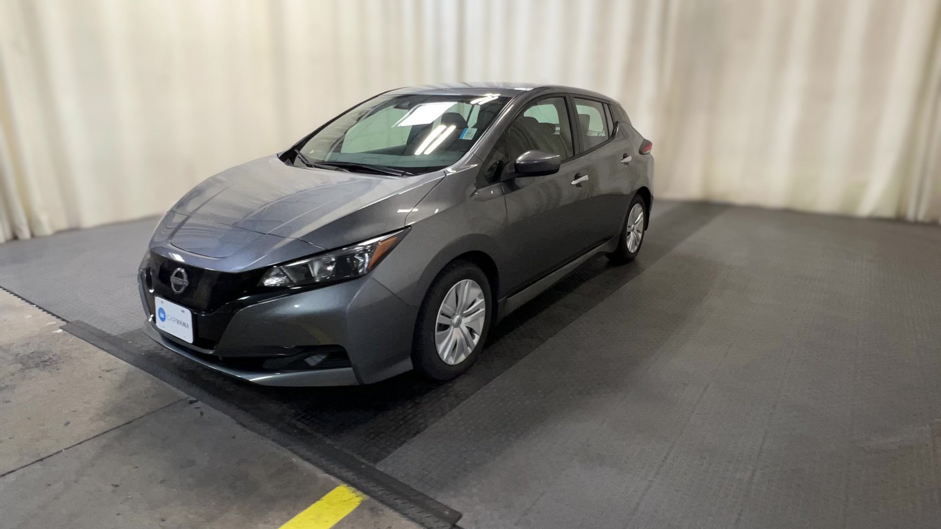 2023 Nissan LEAF vehicle photo