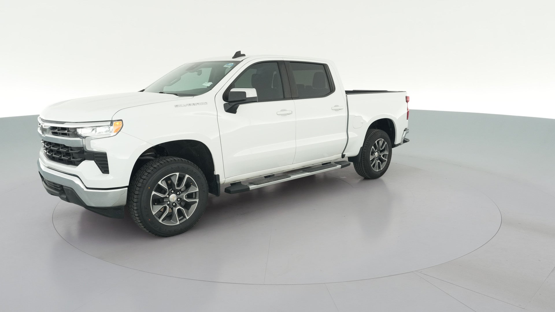 2023 Chevrolet Silverado 1500 Crew Cab vehicle photo