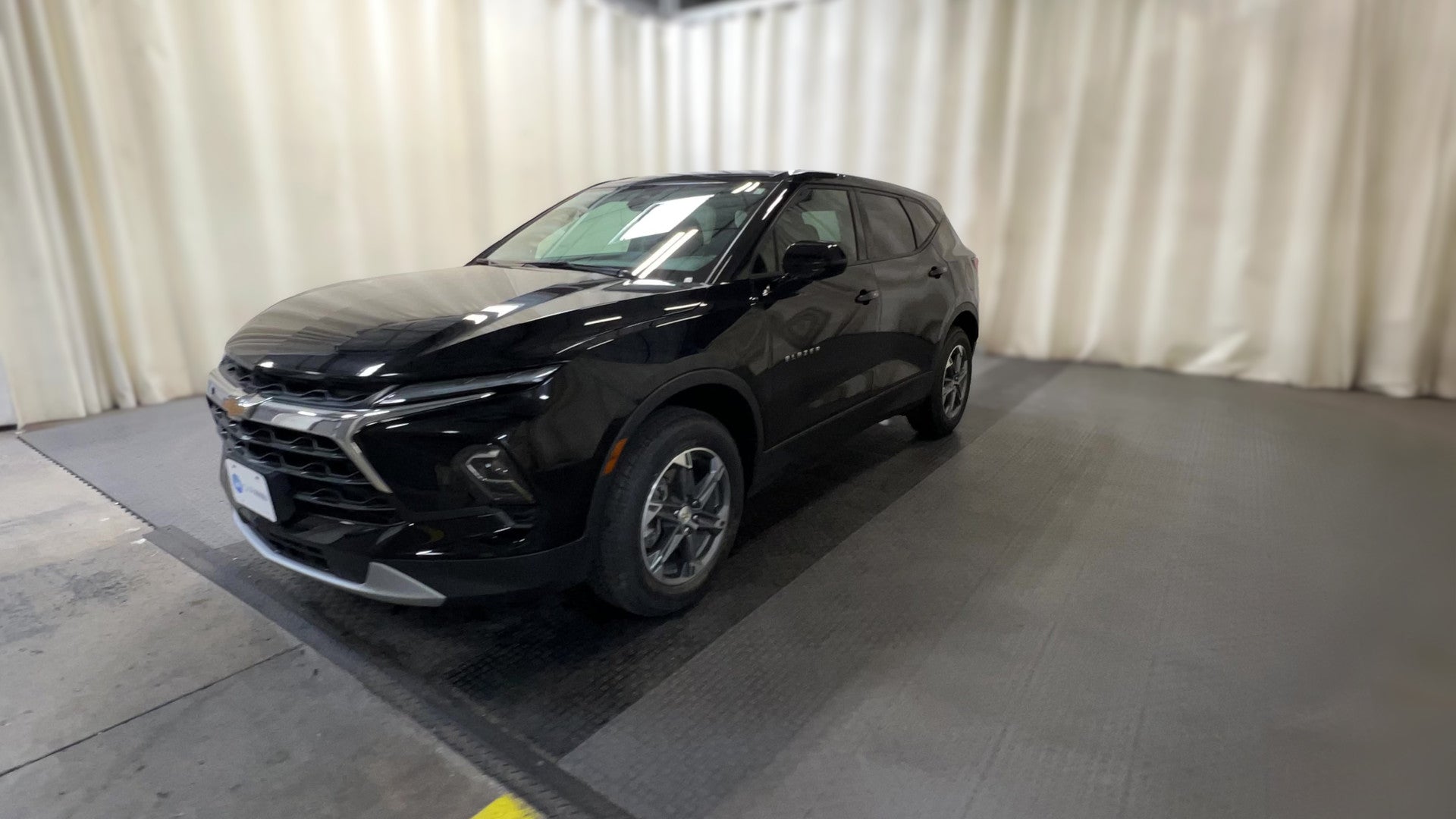 2025 Chevrolet Blazer vehicle photo