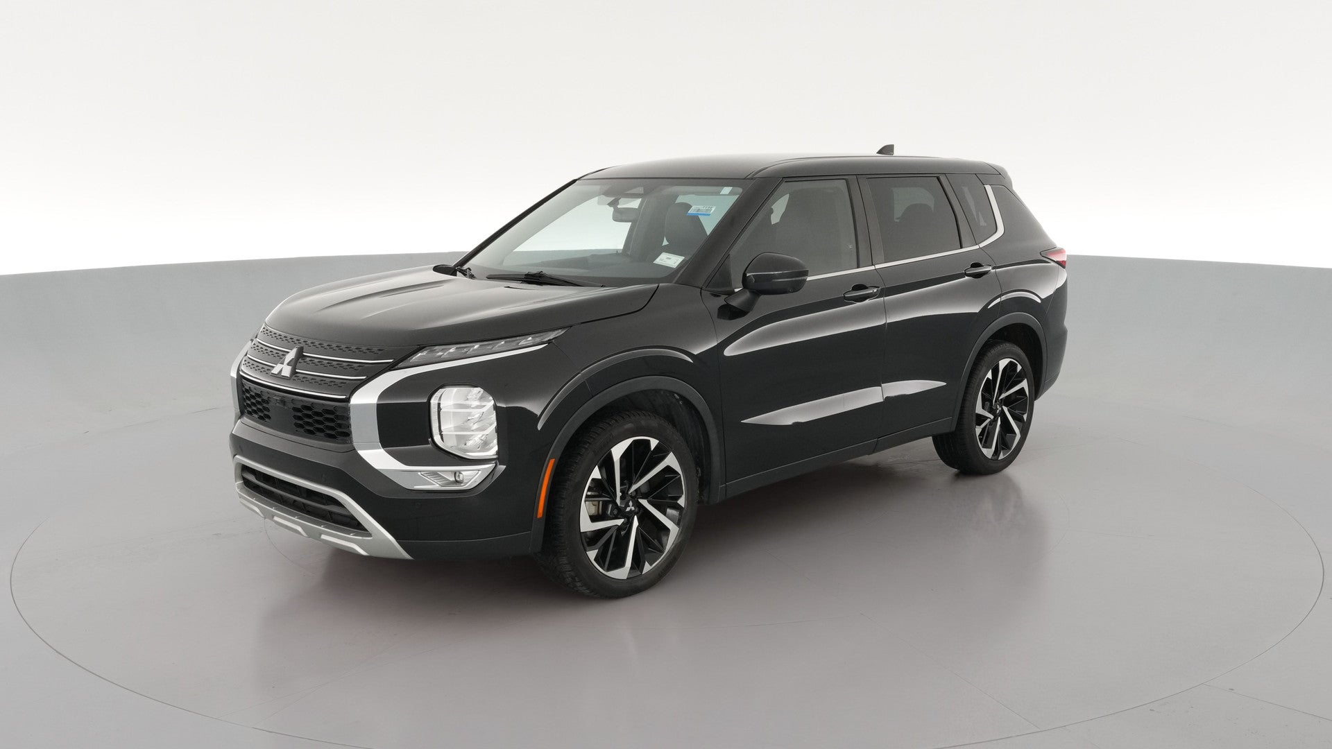 2023 Mitsubishi Outlander vehicle photo