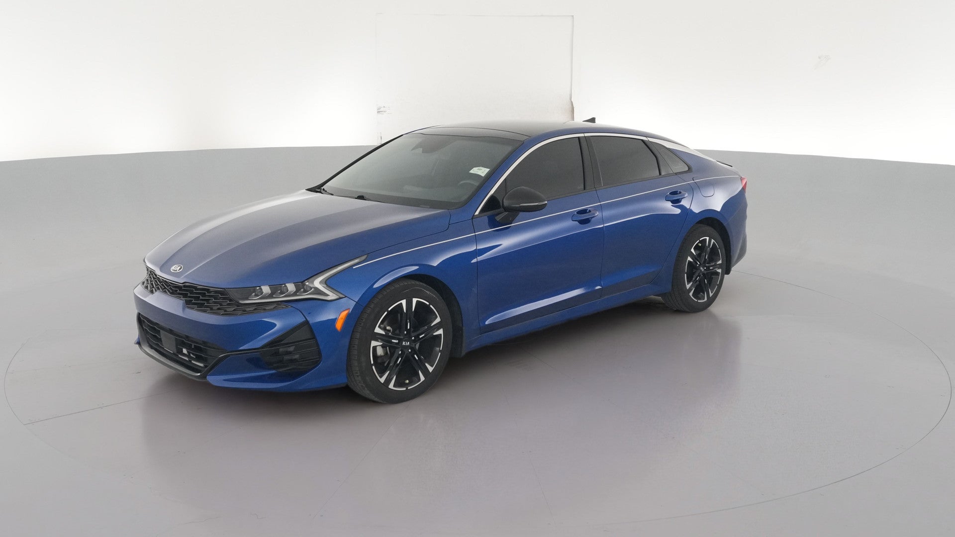 2021 Kia K5 vehicle photo